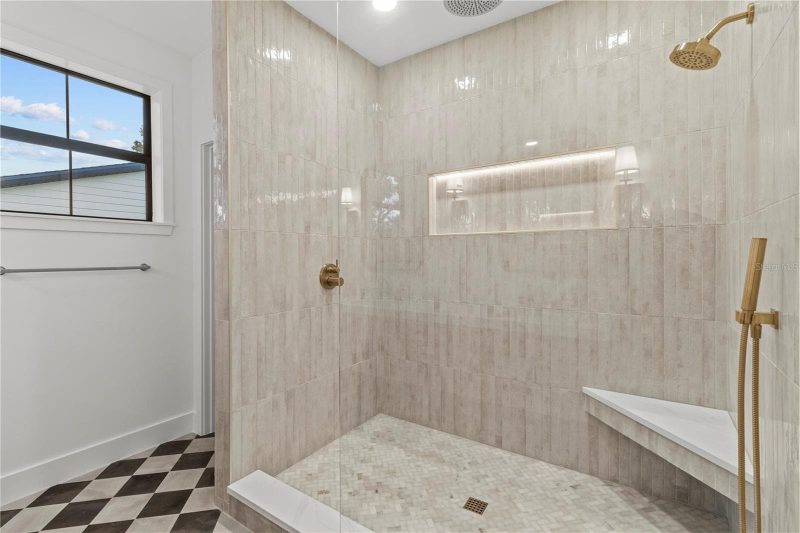 Single Family Residence at 1025 MELROSE AVE S, ST PETERSBURG, photo 25 of 48