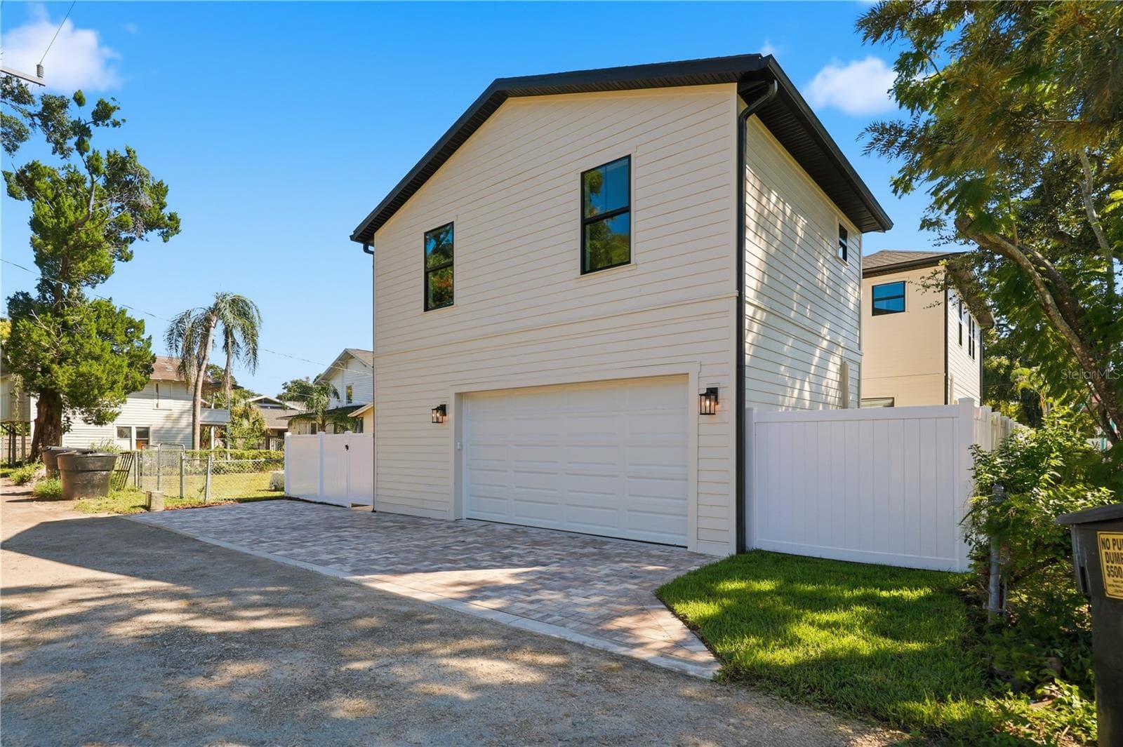 Single Family Residence at 1025 MELROSE AVE S, ST PETERSBURG, photo 44 of 48