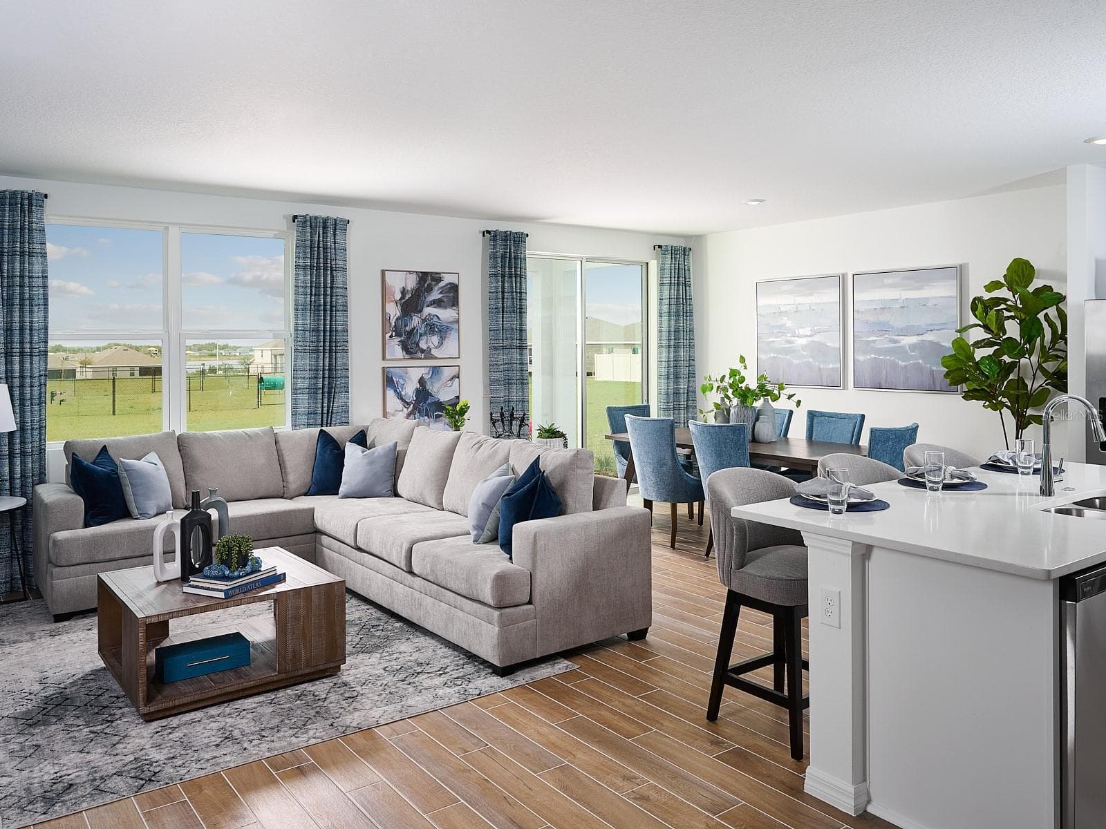 Photo is not of the actual home, but is an inspirational photo of builder’s model home and may depict options, furnishings, and/or decorator features that are not included. - 2041 ROSEWOOD DR, BARTOW