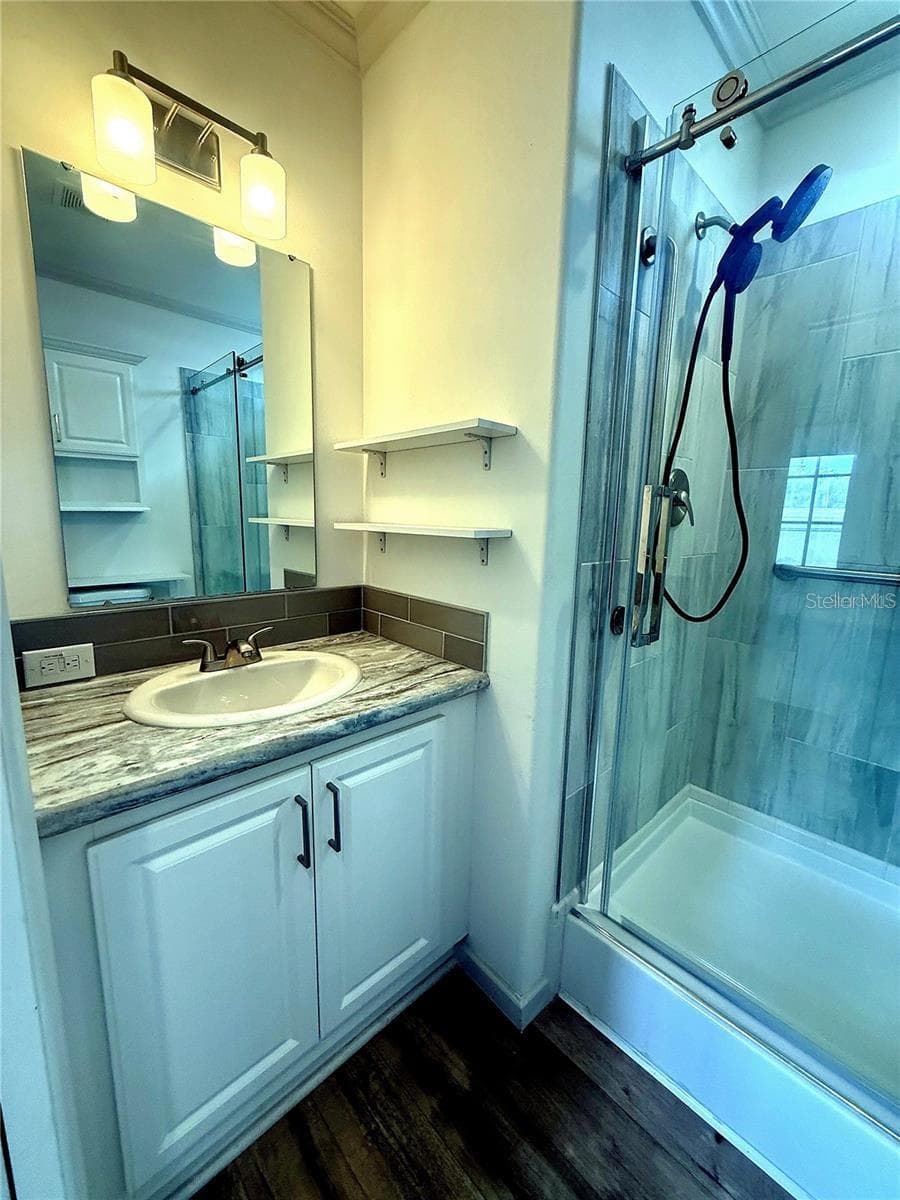 Manufactured Home at 7060 FAIRVIEW VILLAGE CIR, WINTER HAVEN, photo 18 of 44