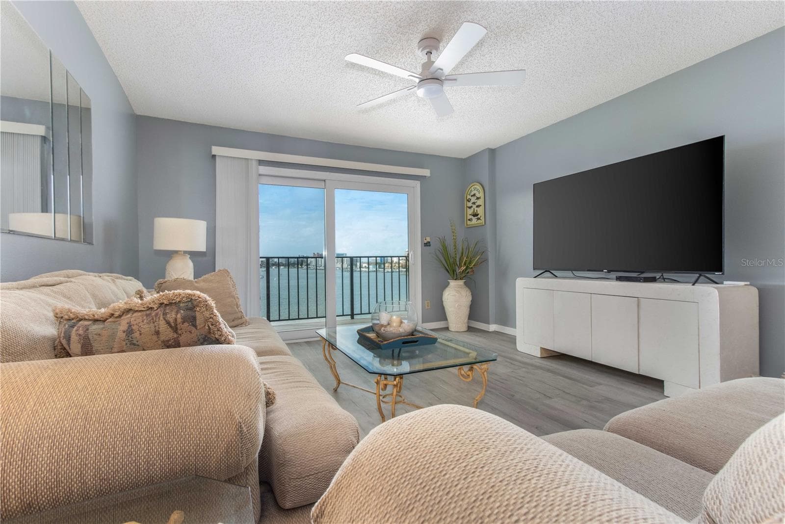 Condominium at 650 ISLAND WAY #602, CLEARWATER, photo 7 of 40