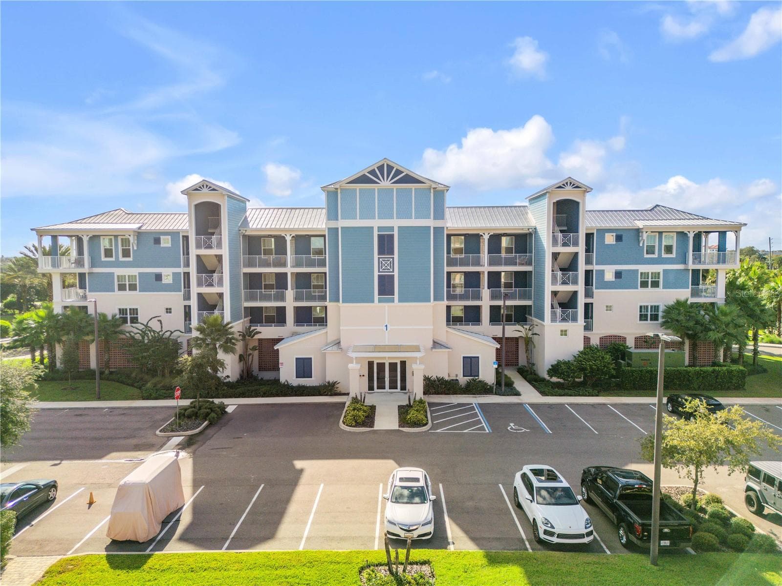 1 RIVERWALK DR #303