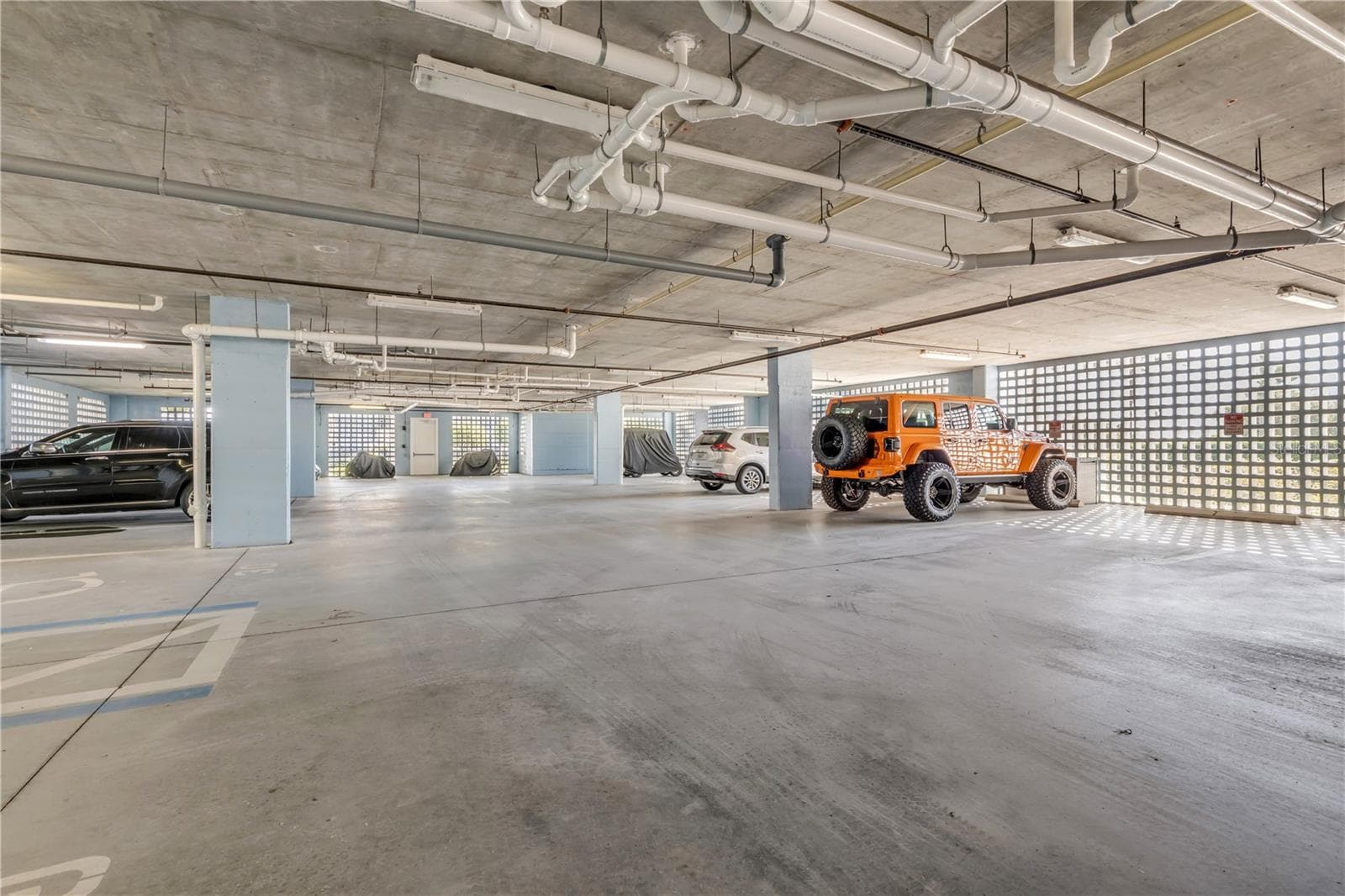 Parking garage - 1 RIVERWALK DR #303, NEW SMYRNA BEACH