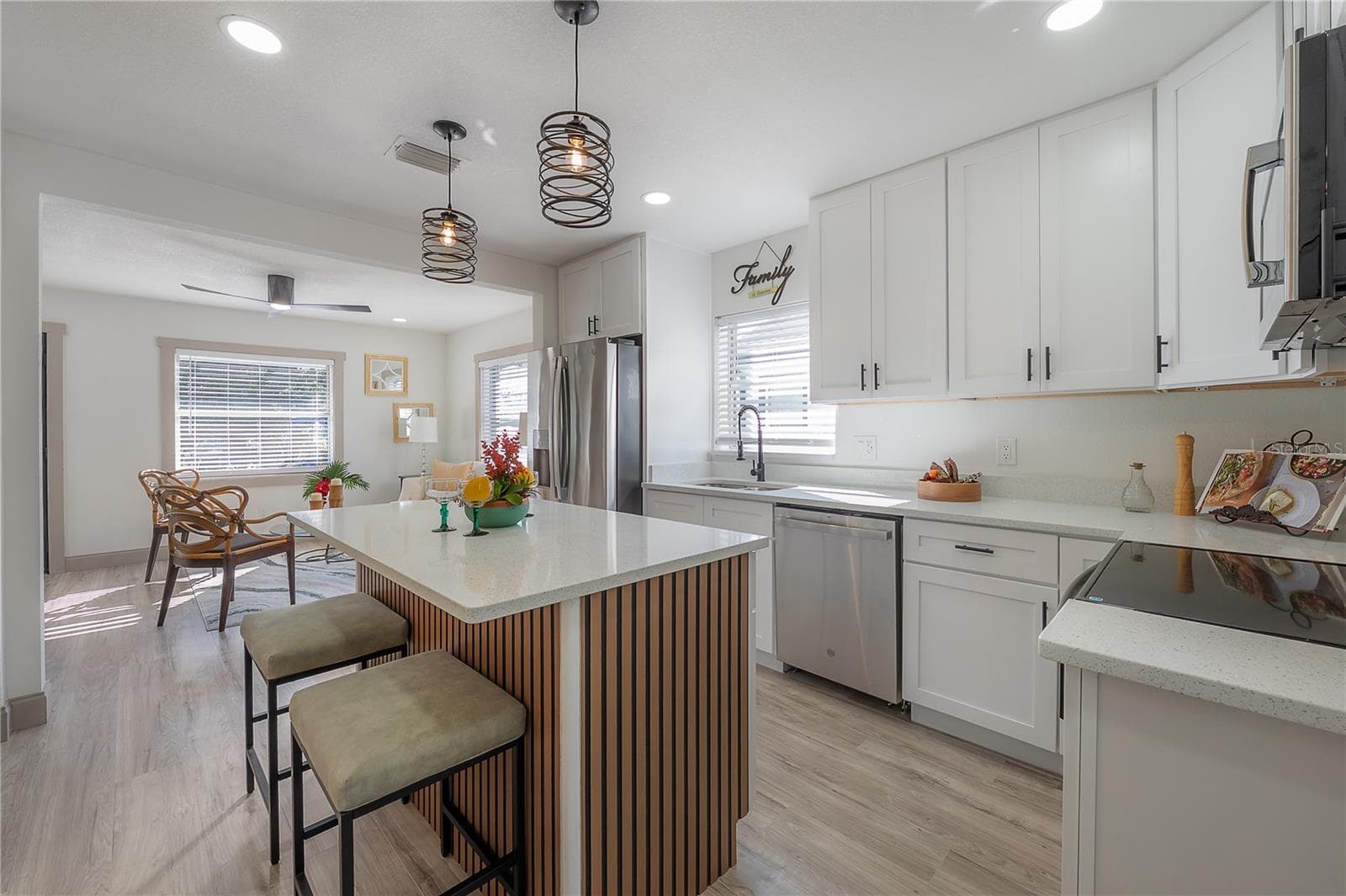 Single Family Residence at 6714 N HARER ST, TAMPA, photo 12 of 45