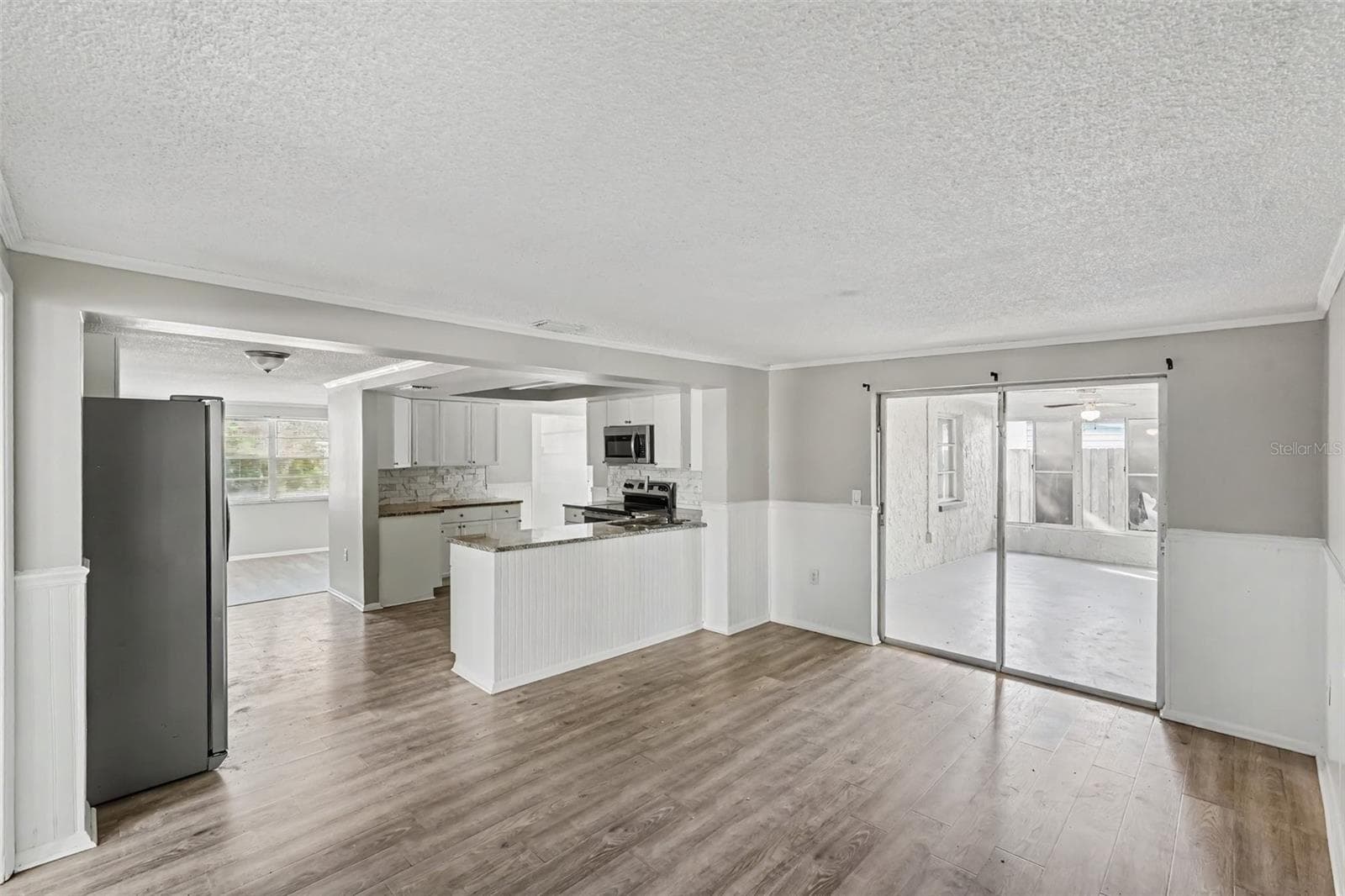 Single Family Residence at 8635 SABAL WAY, PORT RICHEY, photo 6 of 15
