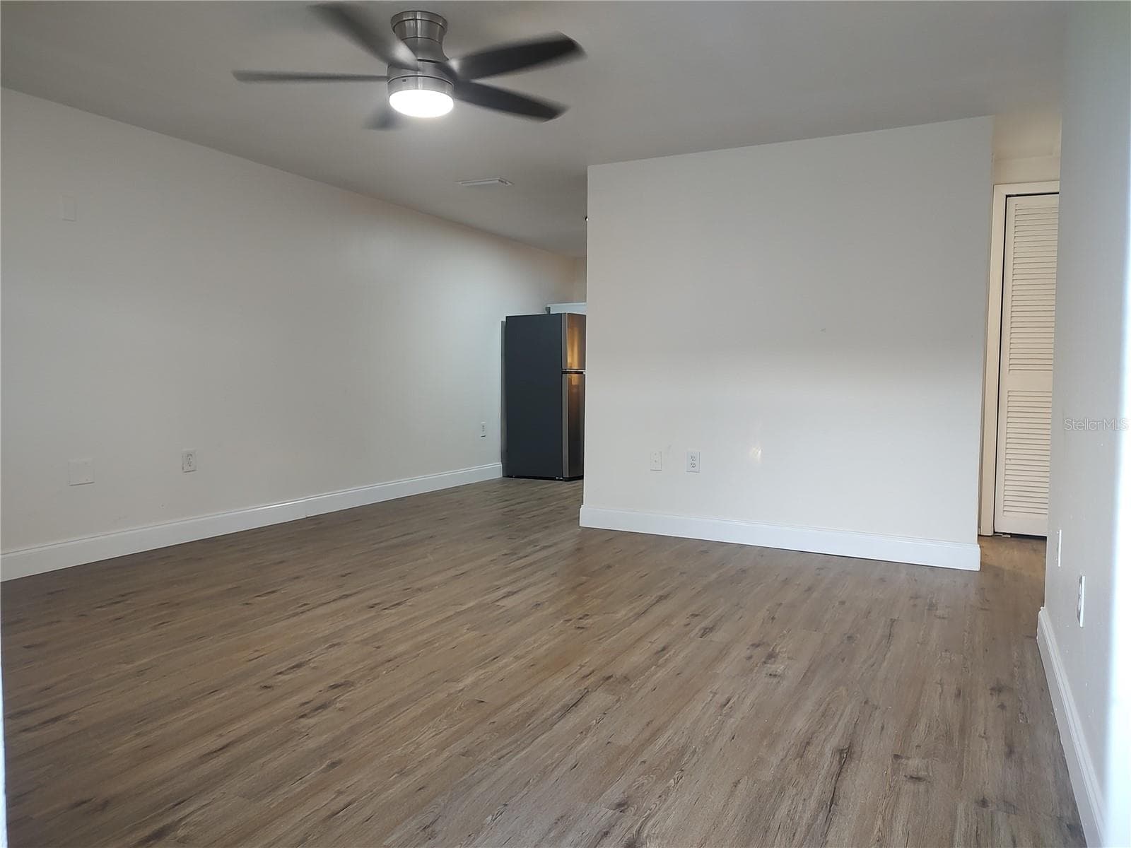 Duplex at 8050 47TH AVE N, ST PETERSBURG, photo 7 of 23