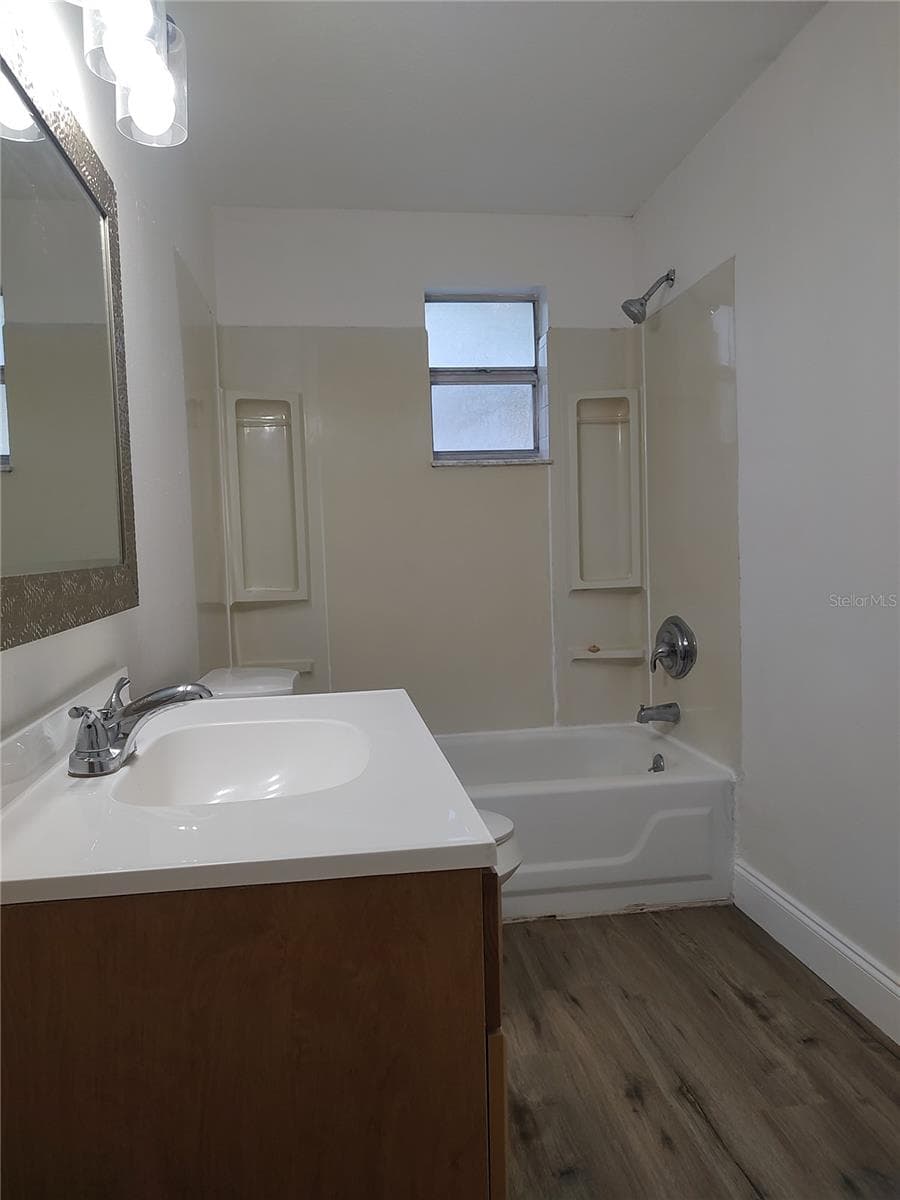 Duplex at 8050 47TH AVE N, ST PETERSBURG, photo 9 of 23