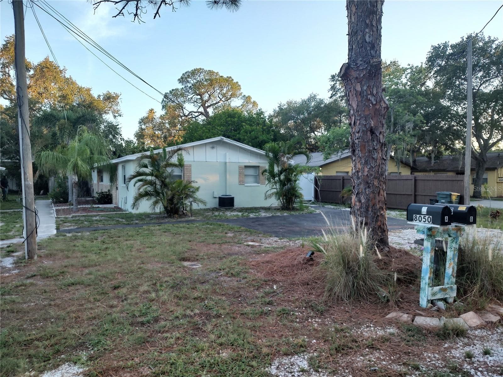 Duplex at 8050 47TH AVE N, ST PETERSBURG, photo 18 of 23