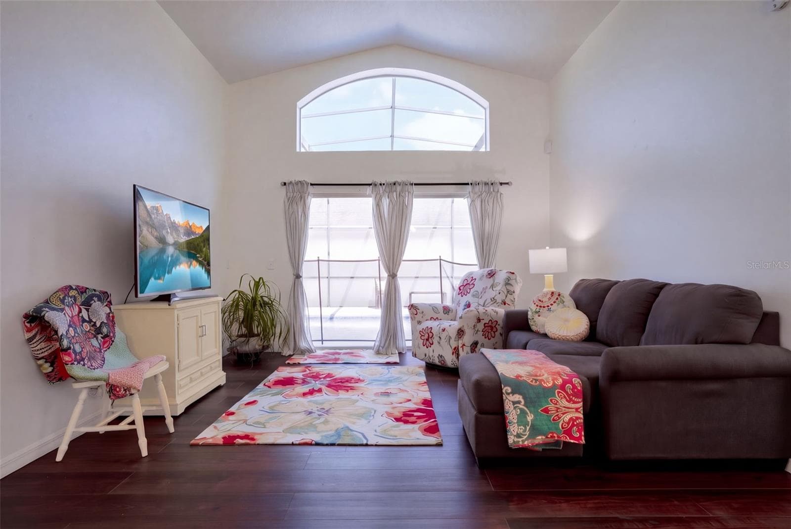 2nd Living Room Overlooking Pool - 4601 FORMBY CT, KISSIMMEE