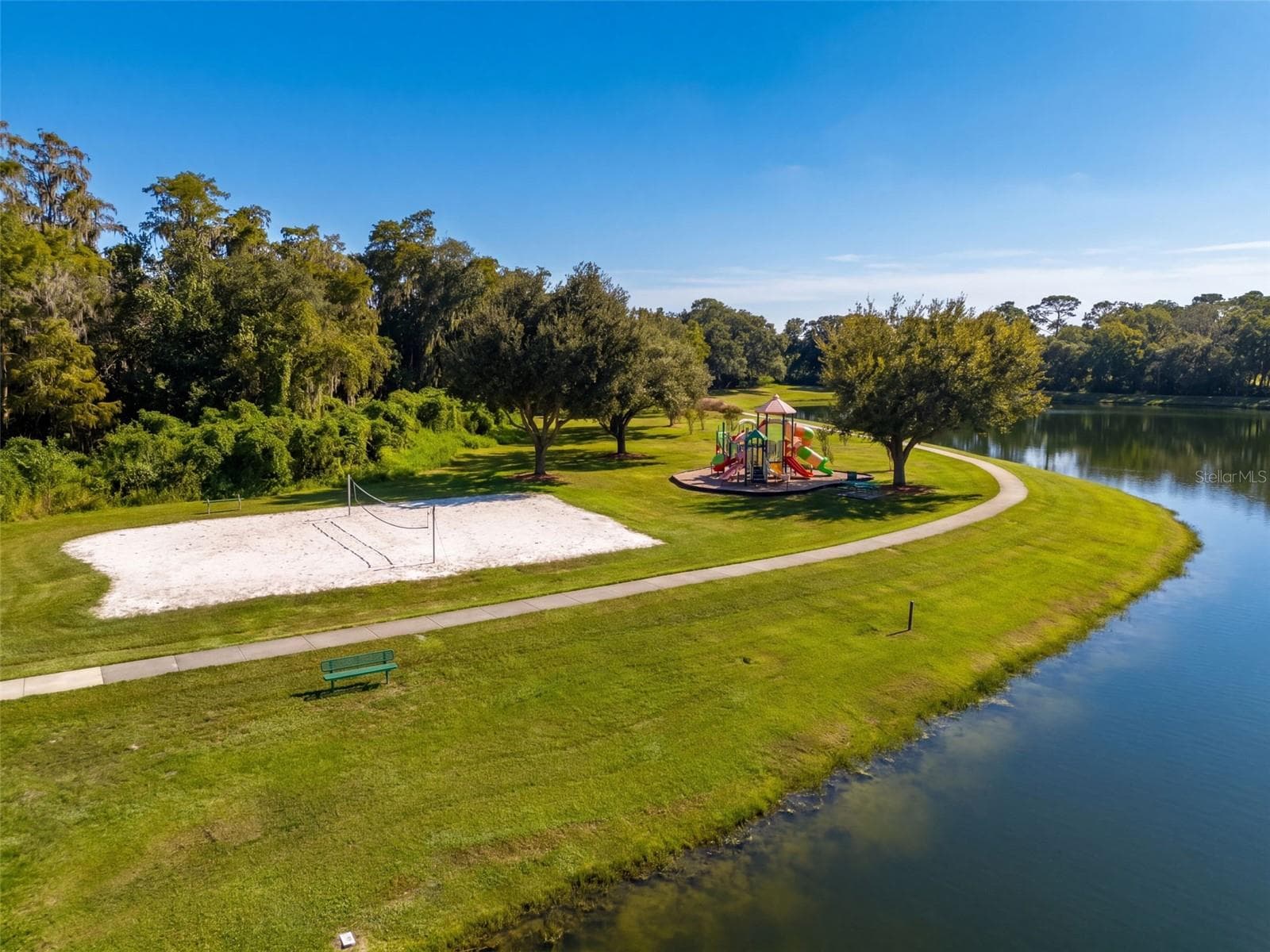 Lake Berkley Amenities - 4601 FORMBY CT, KISSIMMEE