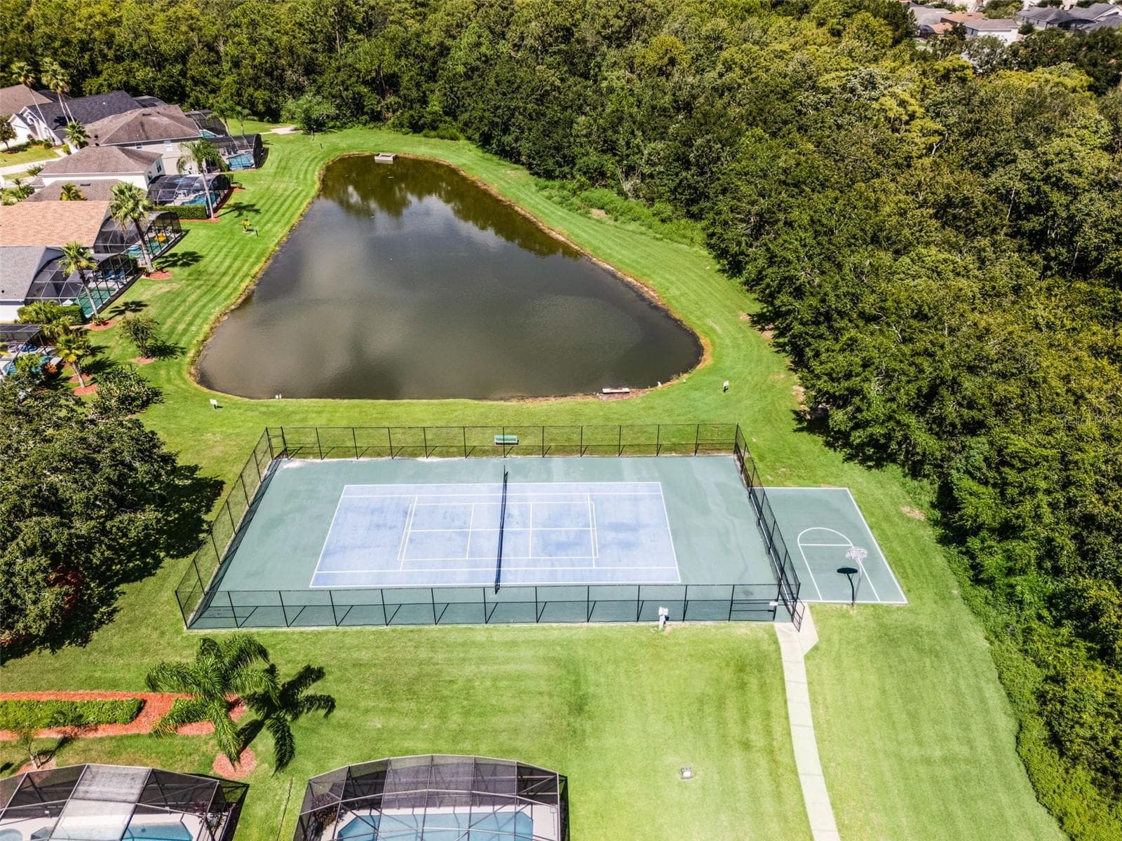 Lake Berkley Amenities - 4601 FORMBY CT, KISSIMMEE