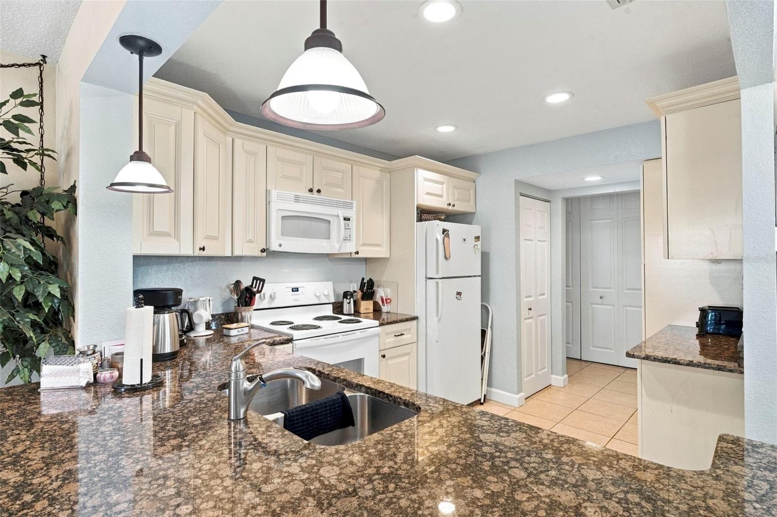 Condominium at 13000 GULF LN #201, MADEIRA BEACH, photo 13 of 56
