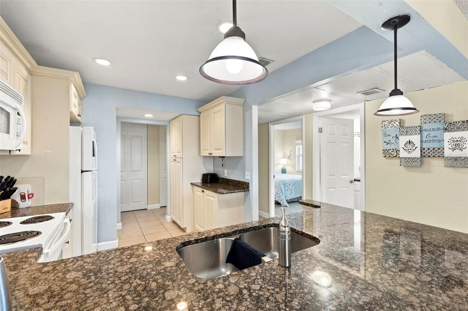 Condominium at 13000 GULF LN #201, MADEIRA BEACH, photo 16 of 56
