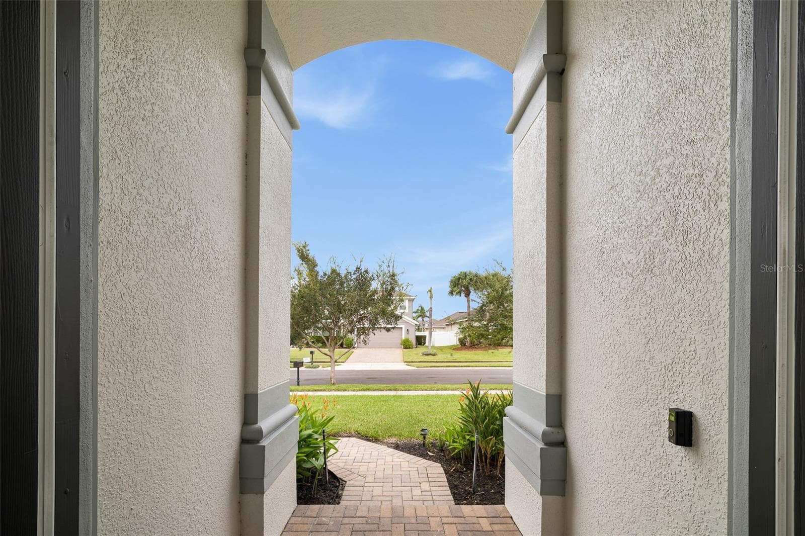 Single Family Residence at 13618 LARSEN LN, WINTER GARDEN, photo 4 of 91