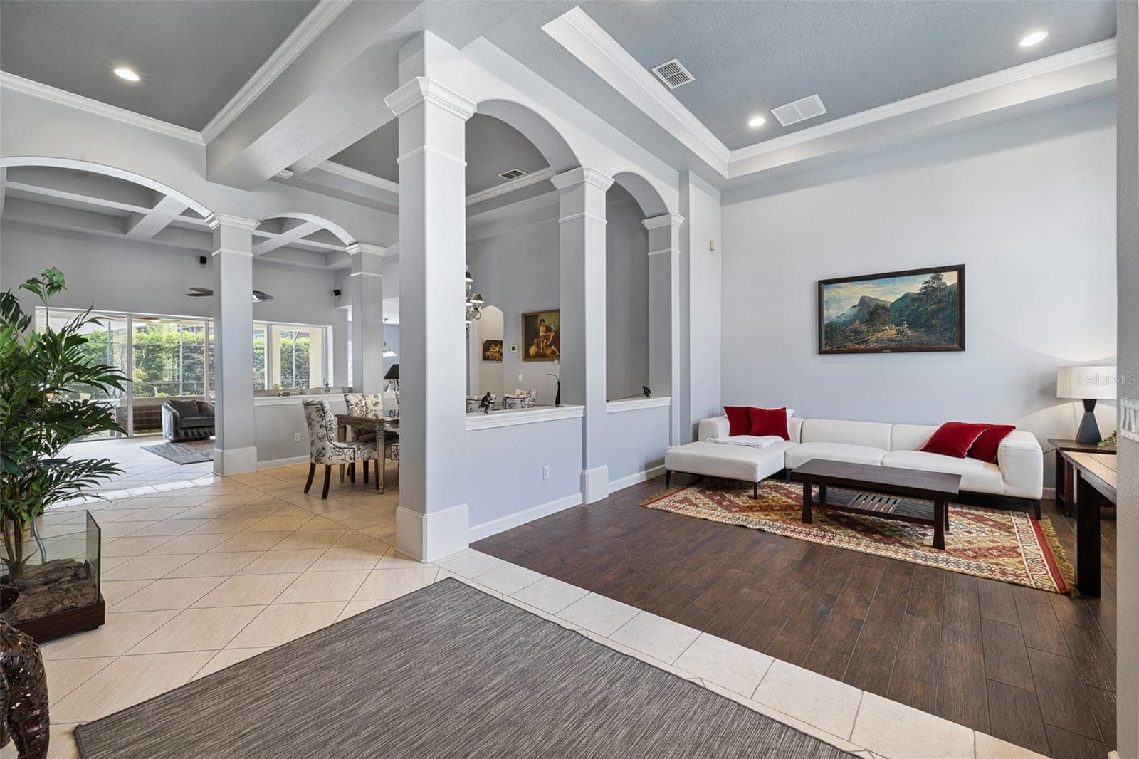 Single Family Residence at 13618 LARSEN LN, WINTER GARDEN, photo 6 of 91