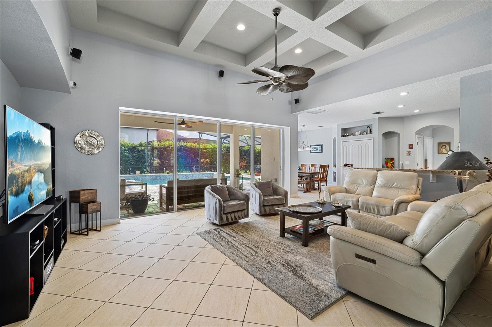 Single Family Residence at 13618 LARSEN LN, WINTER GARDEN, photo 15 of 91