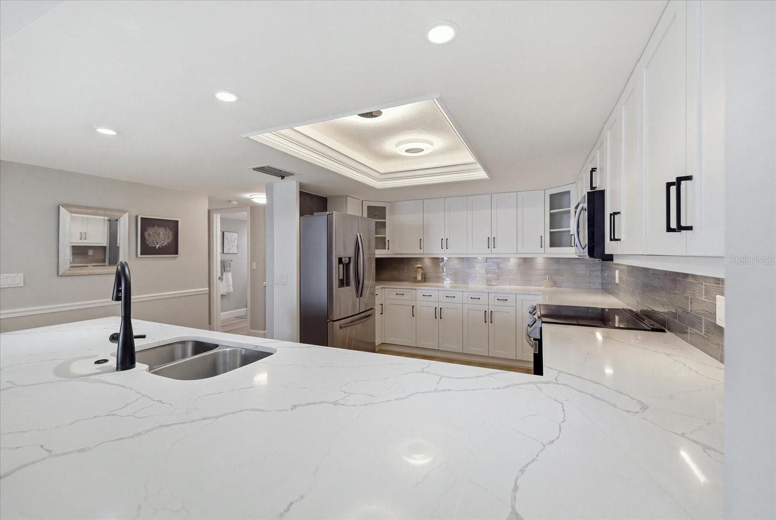 Condominium at 6460 MOURNING DOVE DR #305, BRADENTON, photo 10 of 82