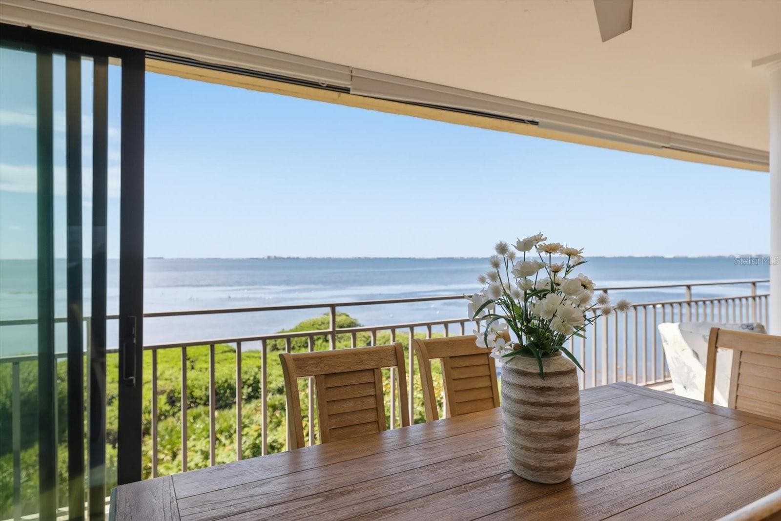 Condominium at 6460 MOURNING DOVE DR #305, BRADENTON, photo 19 of 82