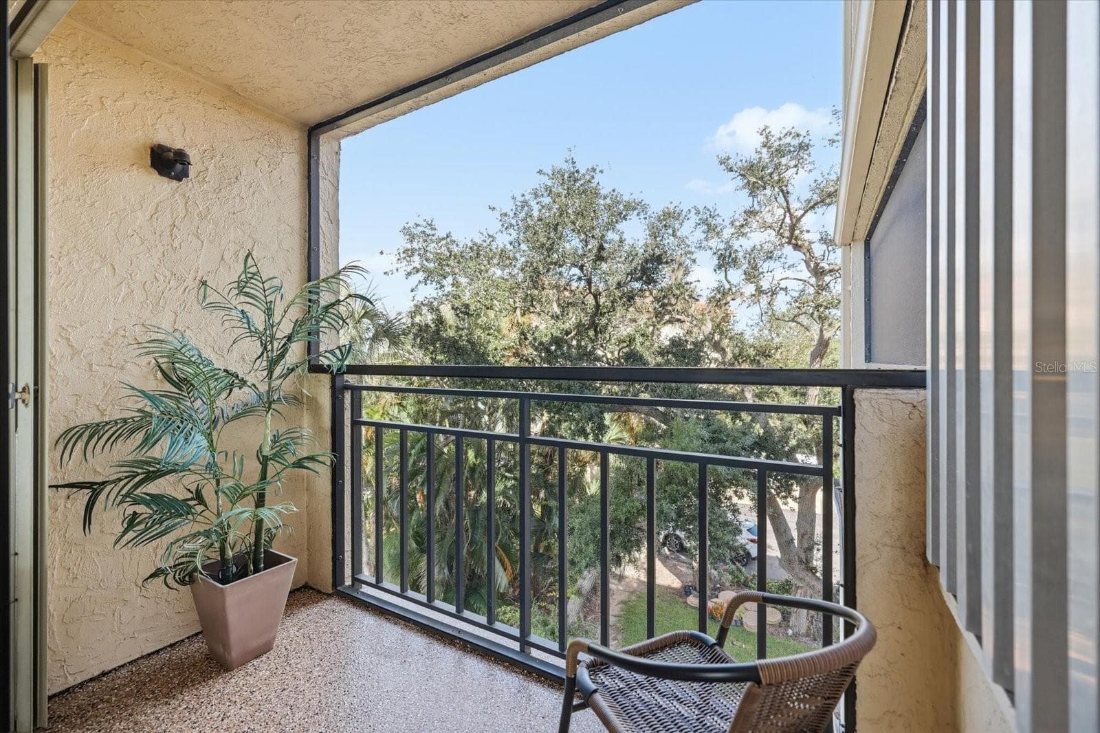Condominium at 6460 MOURNING DOVE DR #305, BRADENTON, photo 56 of 82