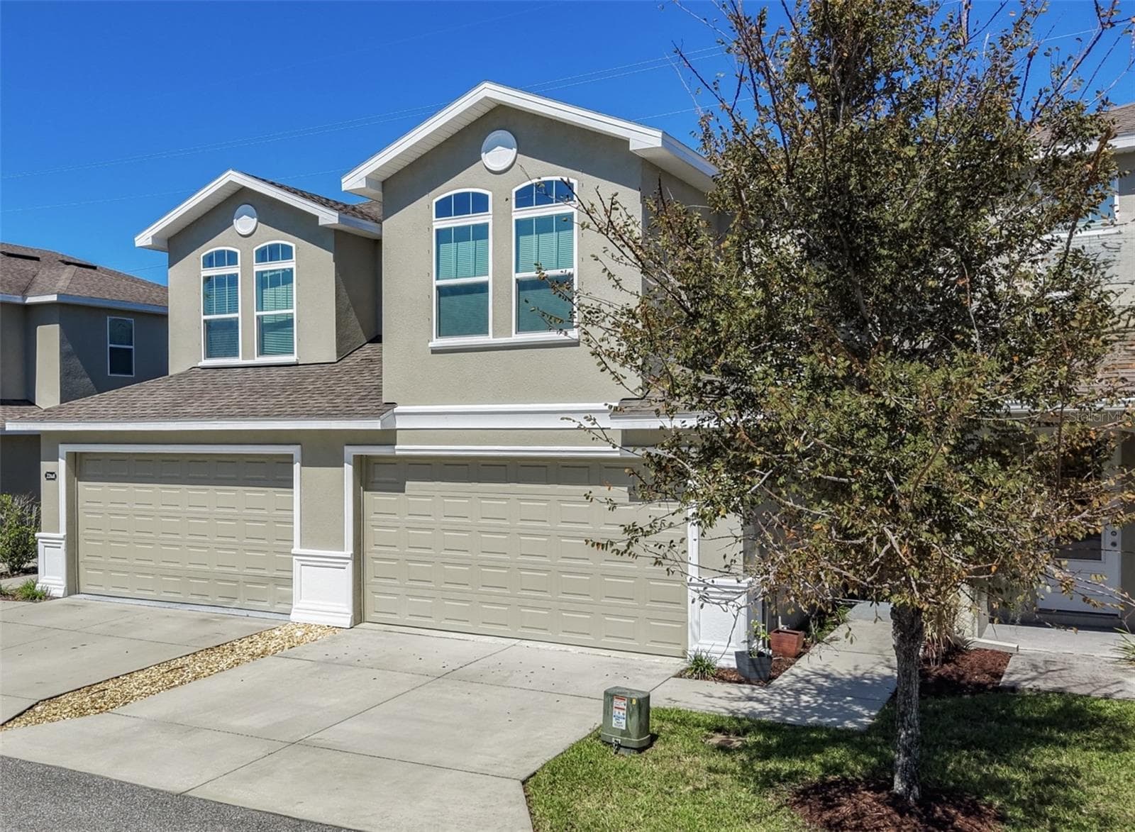 OOH LA LA! CHARM, CHARACTER, AND PRIDE OF OWNERSHIP! Welcome Home to 2270 Montview Dr, Clearwater, FL - 2270 MONTVIEW DR, CLEARWATER