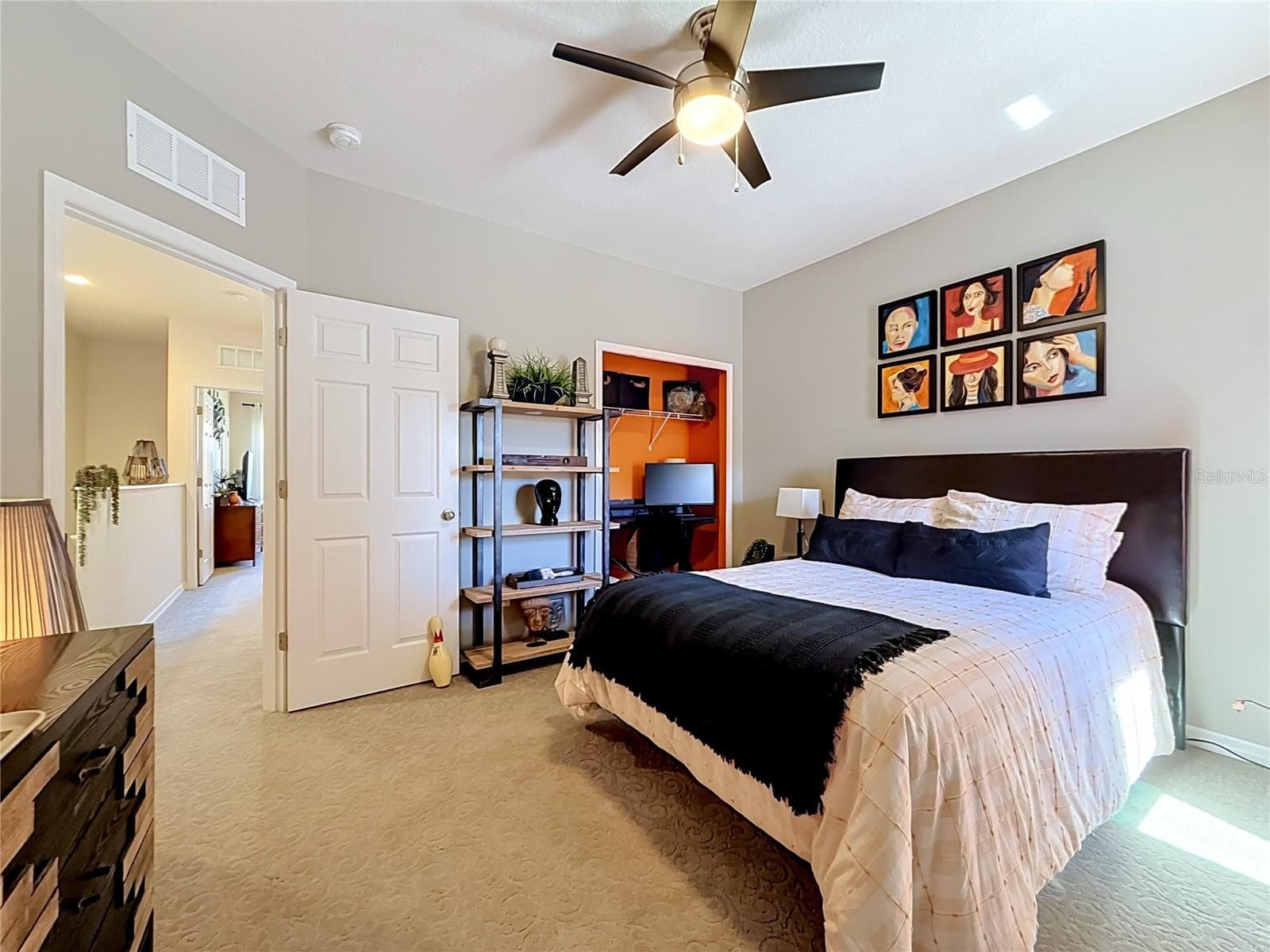 3rd Bedroom - provides flexibility for guests or a home office - 2270 MONTVIEW DR, CLEARWATER