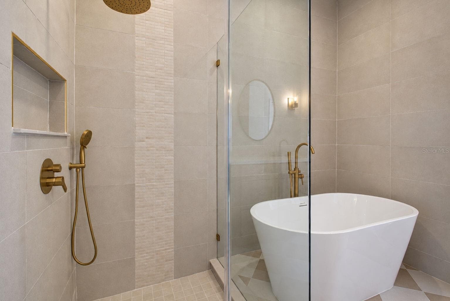 Main Bathroom - 31421 SHAKER CIR, WESLEY CHAPEL
