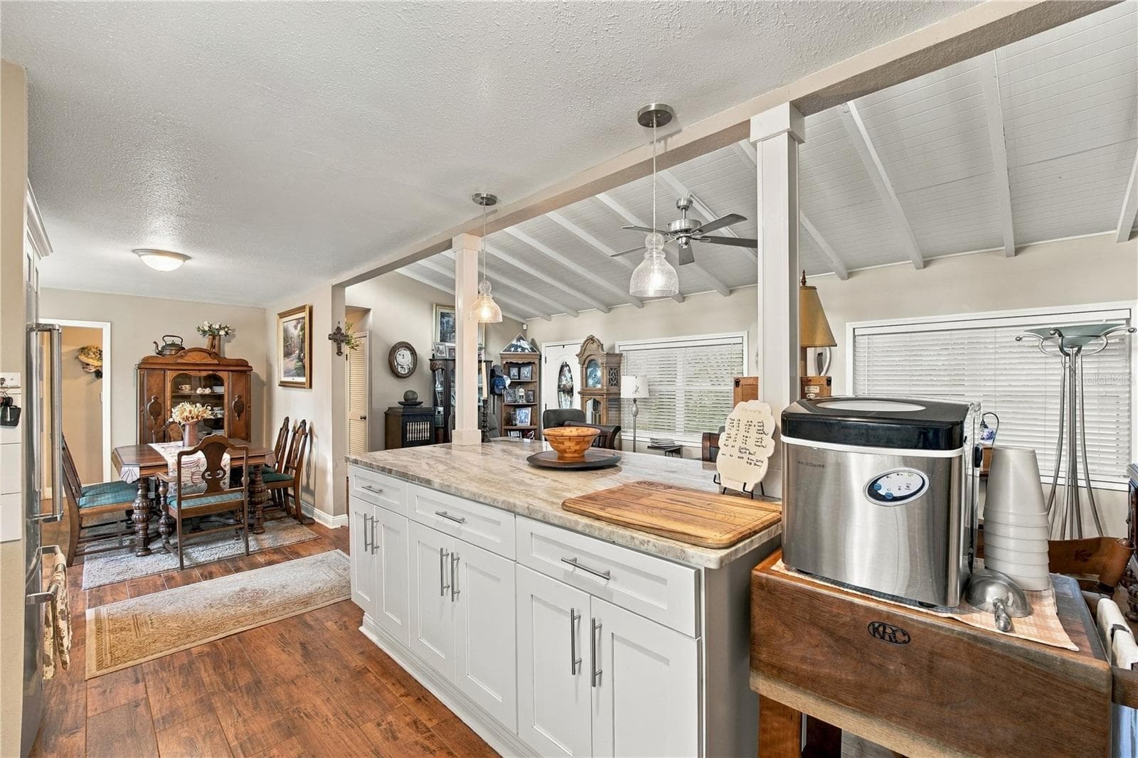 Kitchen - 735 N SANS SOUCI AVE, DELAND