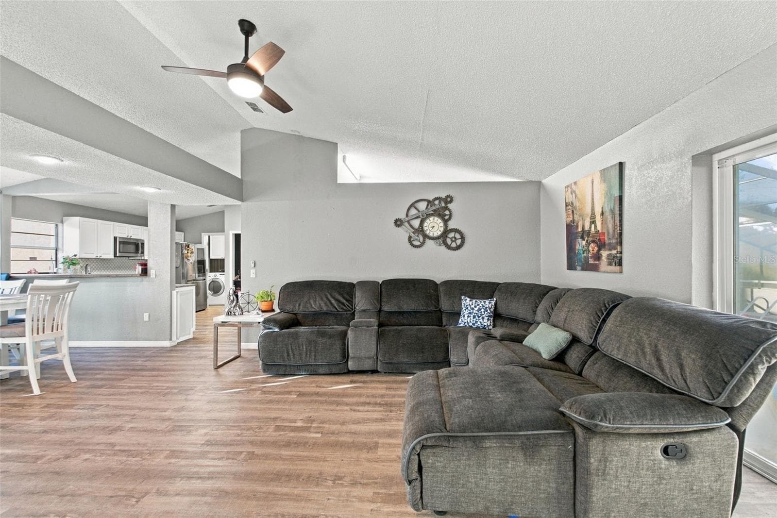Single Family Residence at 6341 GAINSBORO AVE, SPRING HILL, photo 16 of 67