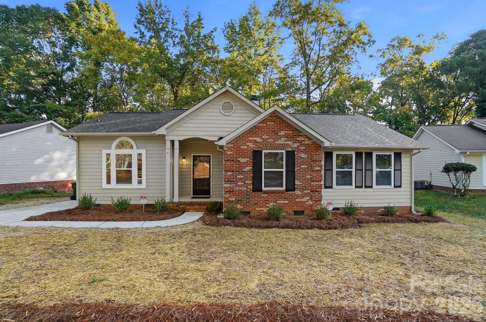 6044 Acadian Woods Drive