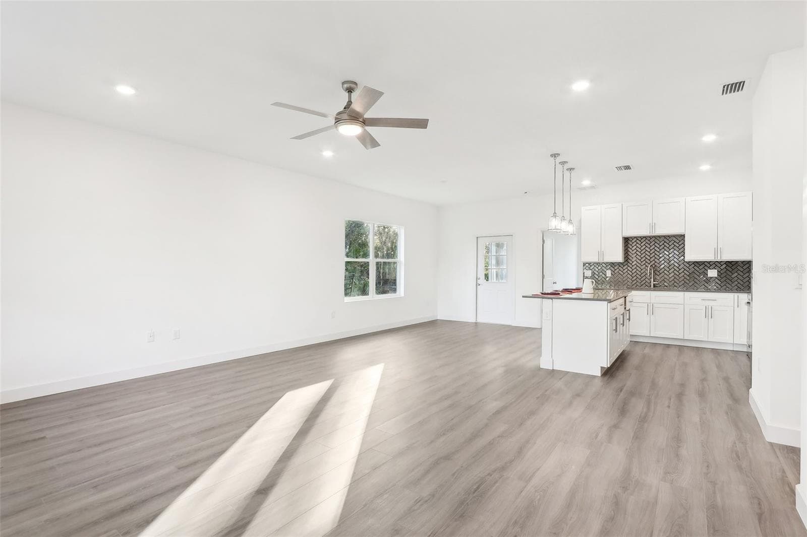 previous model - 1772 6TH AVE, DELAND