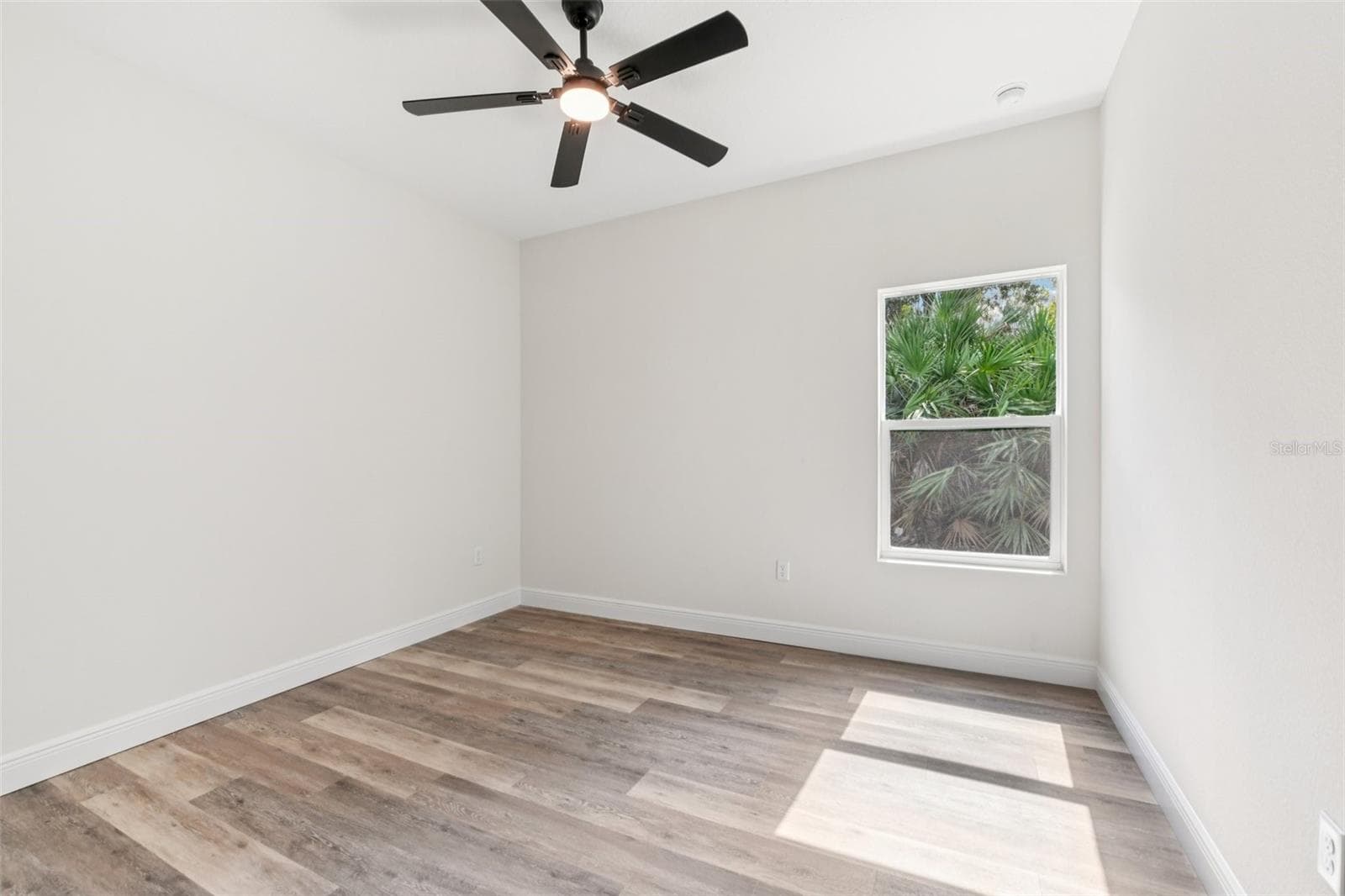previous model bedroom 2 - 1772 6TH AVE, DELAND