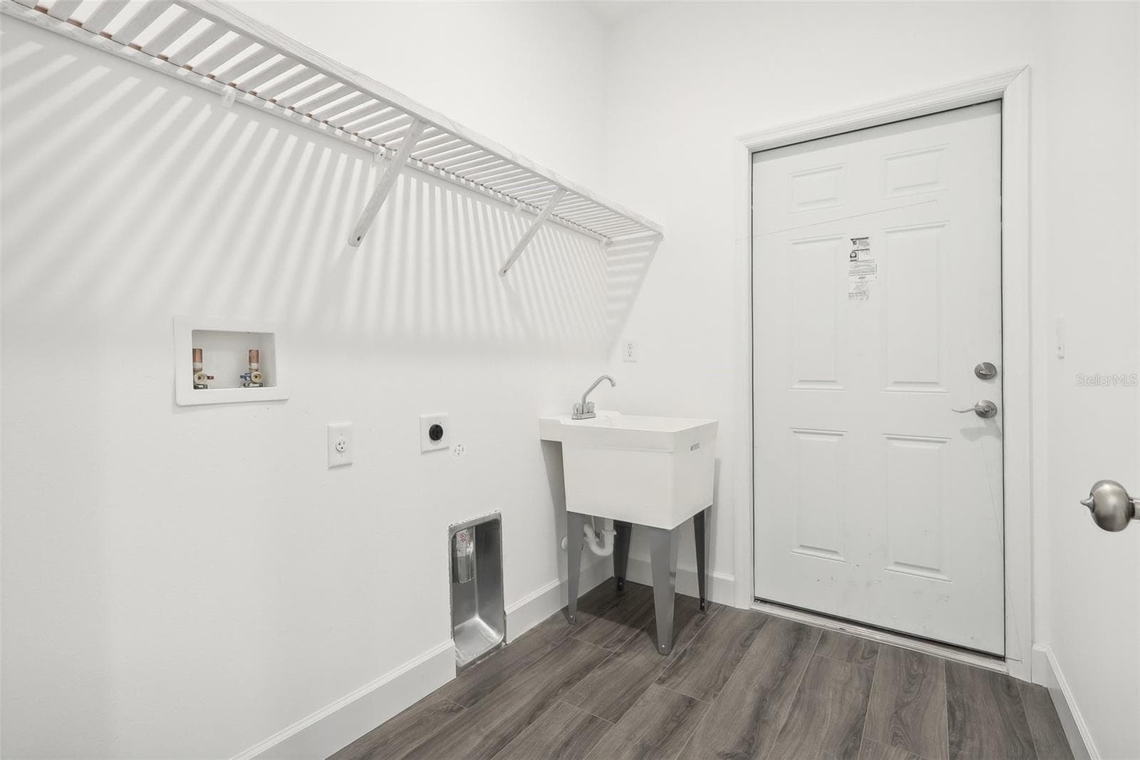 previous model laundry - 1772 6TH AVE, DELAND