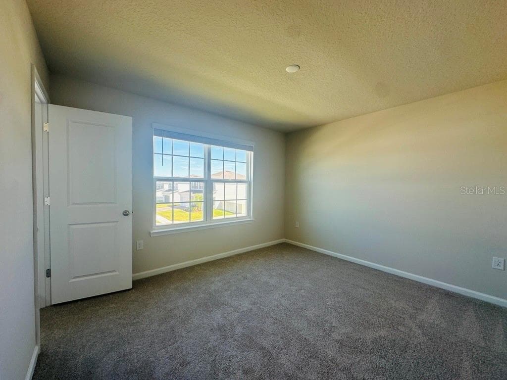 Single Family Residence at 6024 CHESTNUT GROVE PL, ST CLOUD, photo 7 of 16