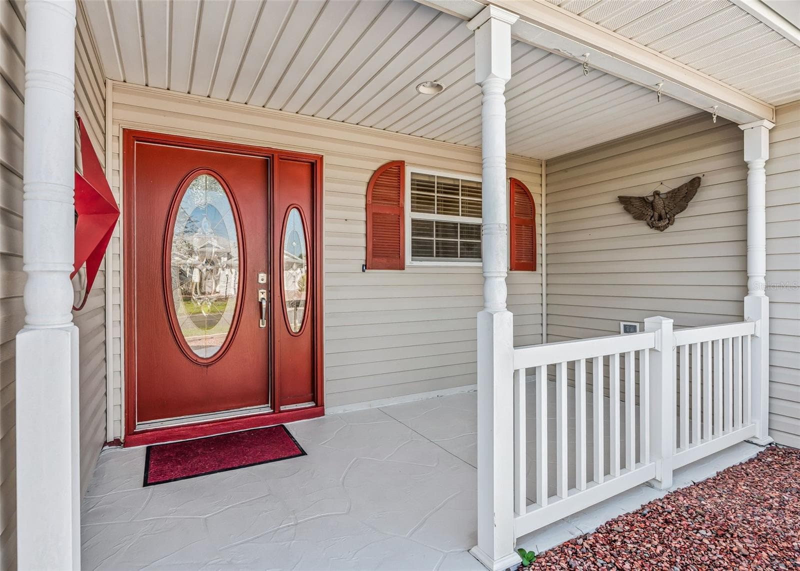 Enjoy Your Morning Coffee or Afternoon Beverage on the Front Porch. - 2762 MORVEN PARK WAY, THE VILLAGES