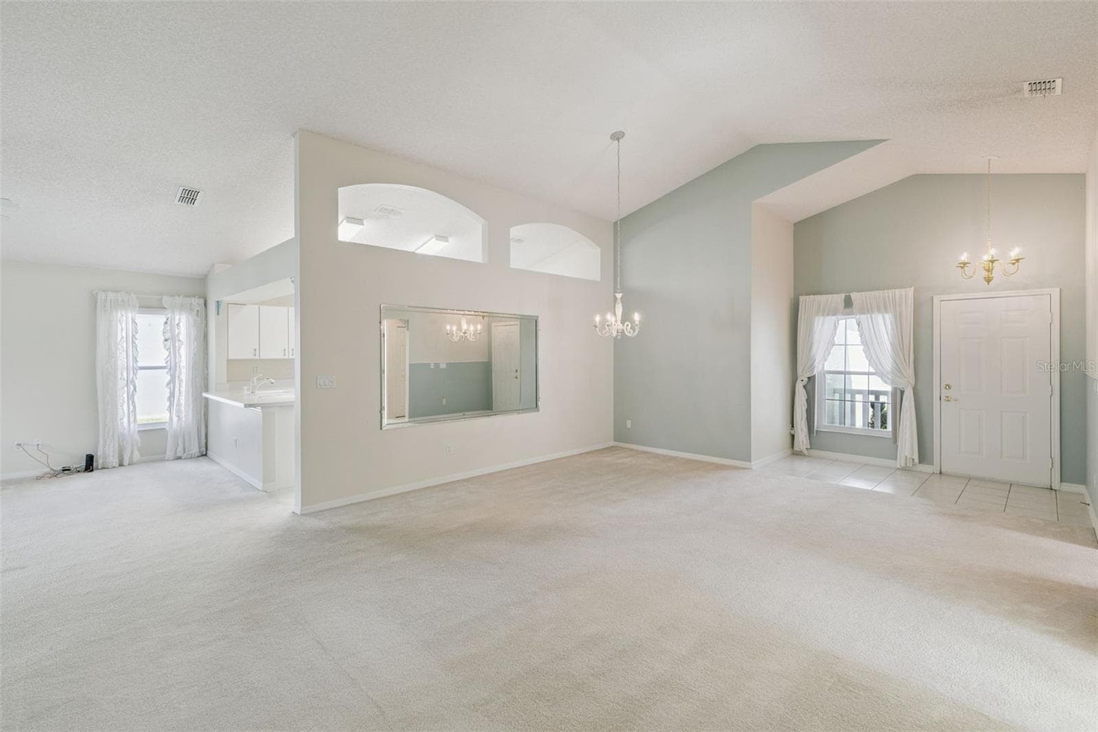 Single Family Residence at 3777 EVERSHOLT ST, CLERMONT, photo 6 of 20