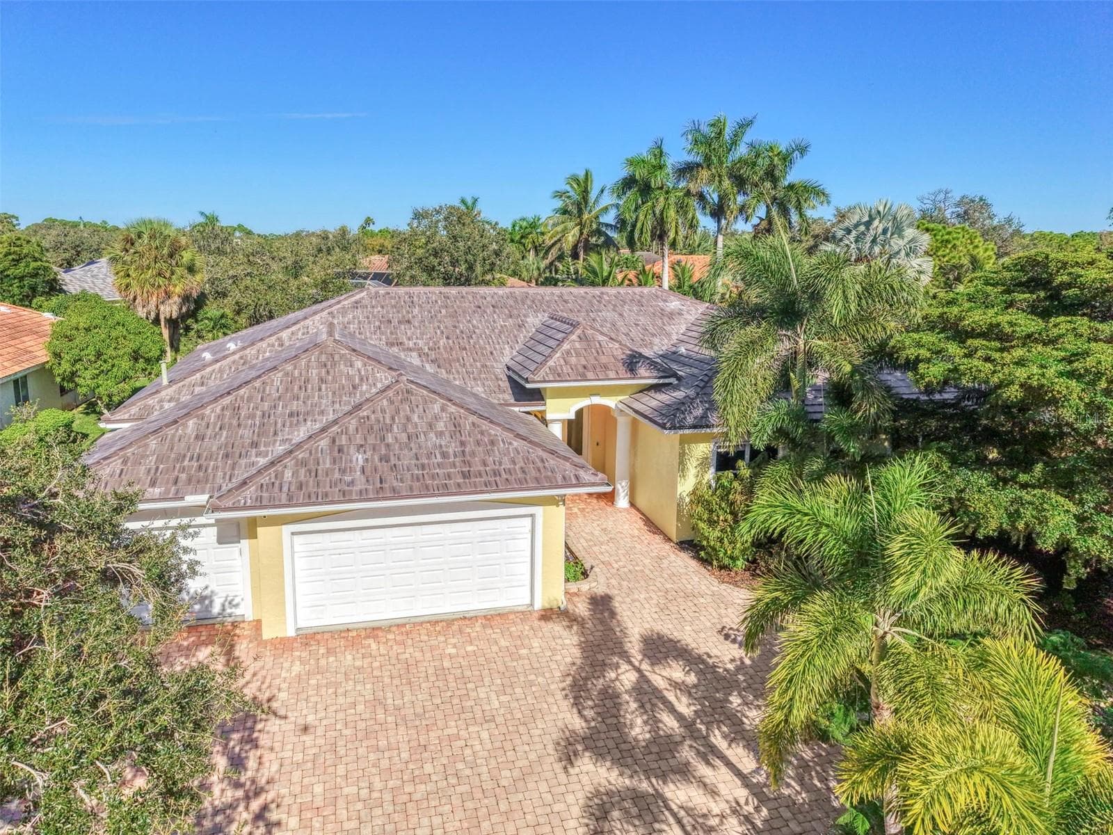 Single Family Residence at 4708 SWEETMEADOW CIR, SARASOTA, photo 10 of 180