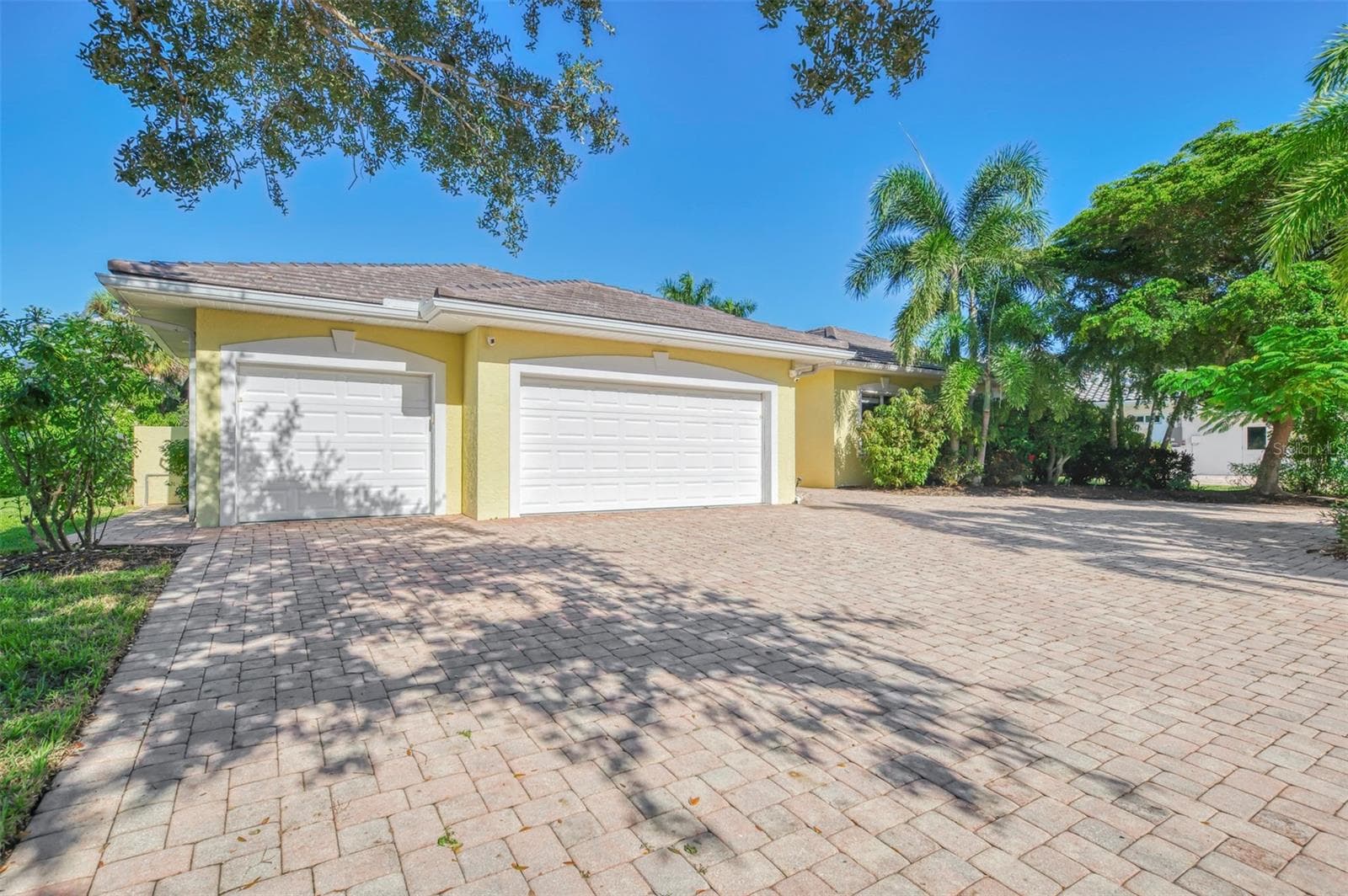 Single Family Residence at 4708 SWEETMEADOW CIR, SARASOTA, photo 14 of 180