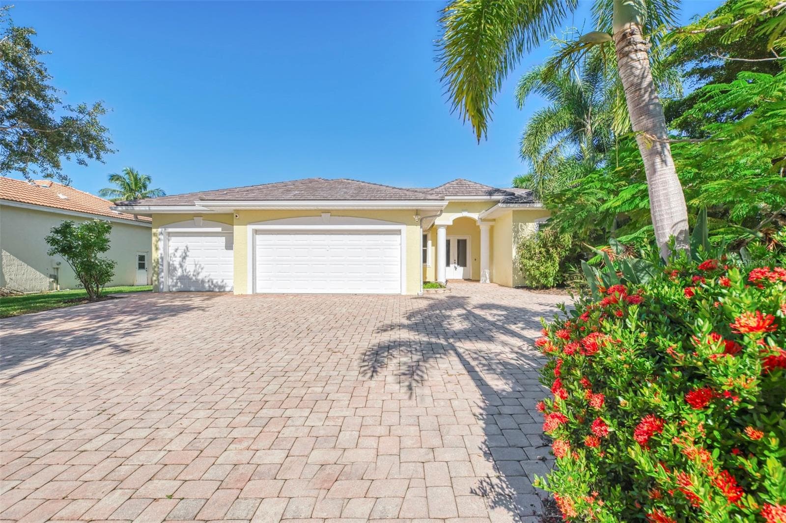 Single Family Residence at 4708 SWEETMEADOW CIR, SARASOTA, photo 15 of 180