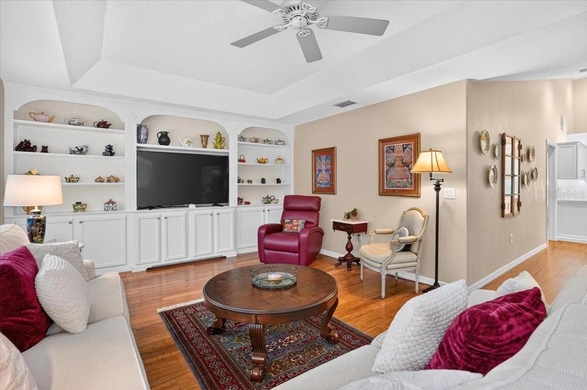Family Room - 3331 45TH AVE E, BRADENTON