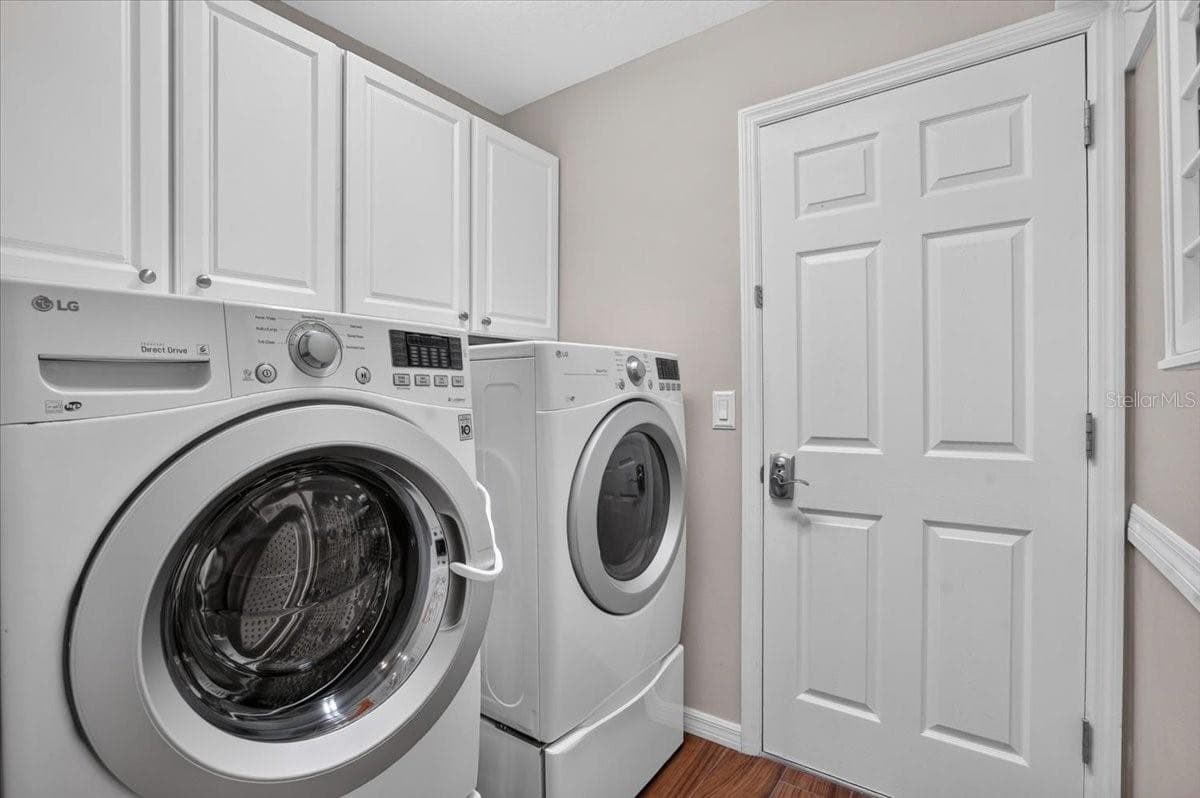 Laundry - 3331 45TH AVE E, BRADENTON