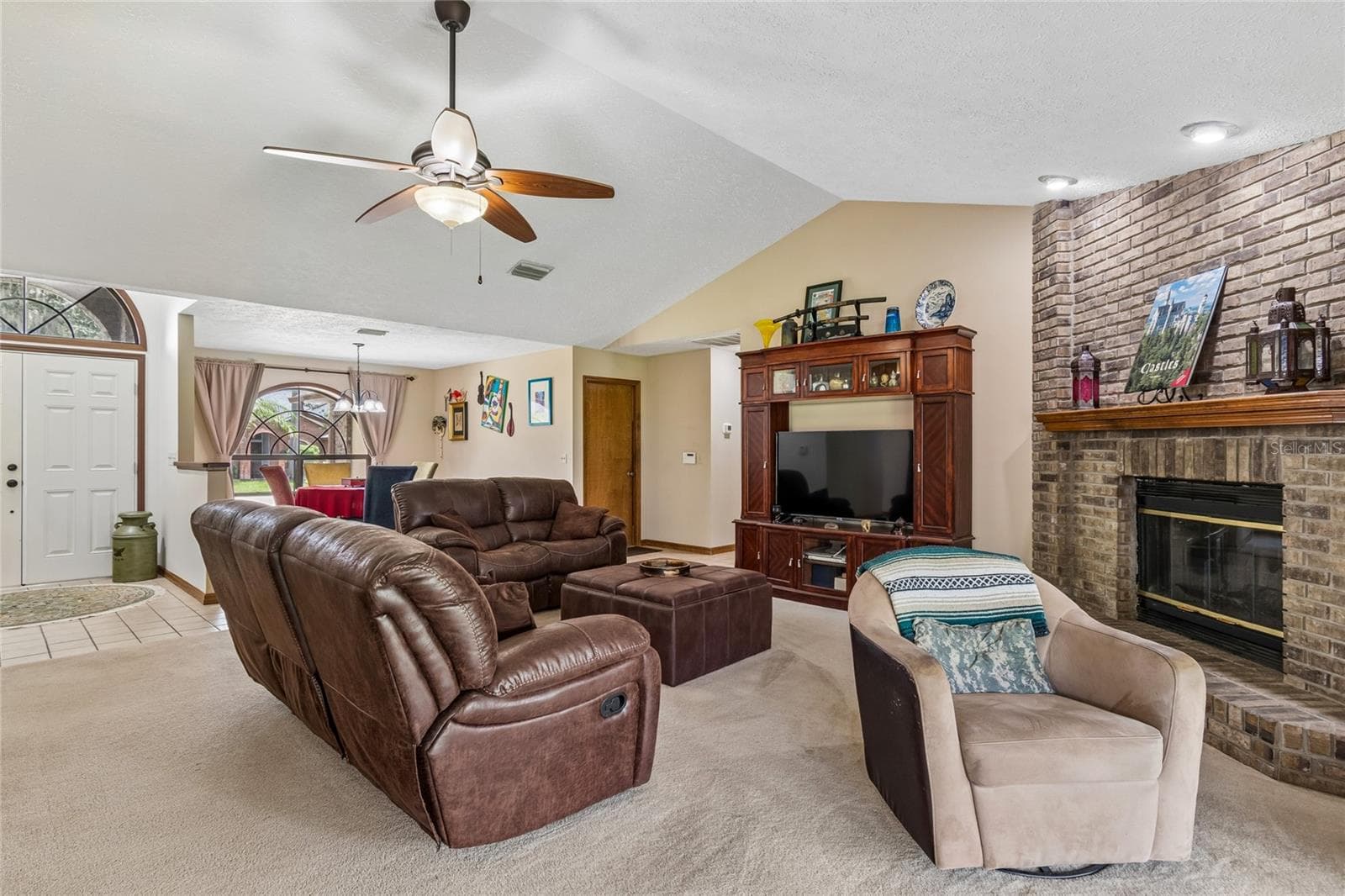 Single Family Residence at 3822 COLD CREEK DR, VALRICO, photo 19 of 75
