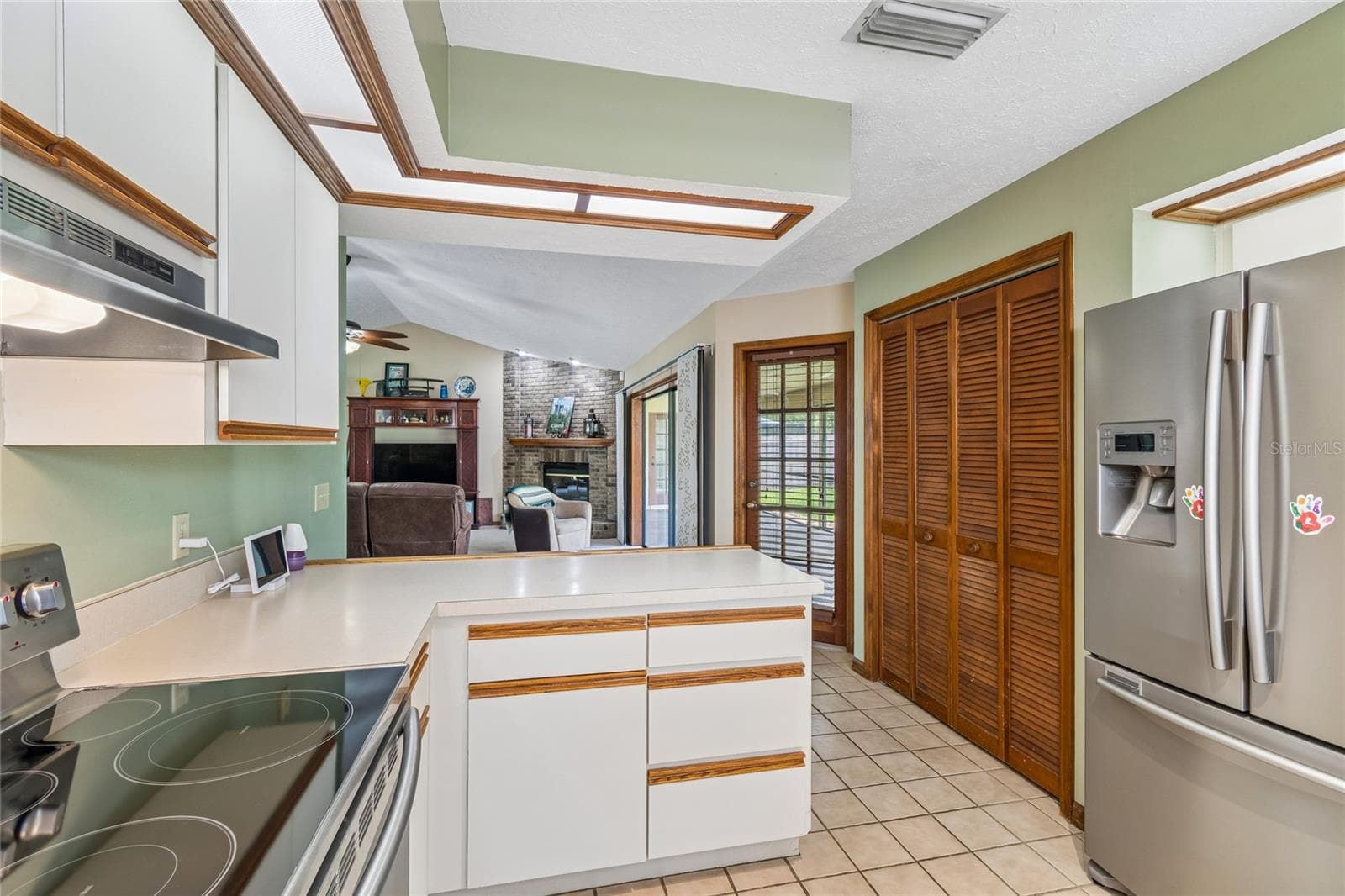 Single Family Residence at 3822 COLD CREEK DR, VALRICO, photo 28 of 75