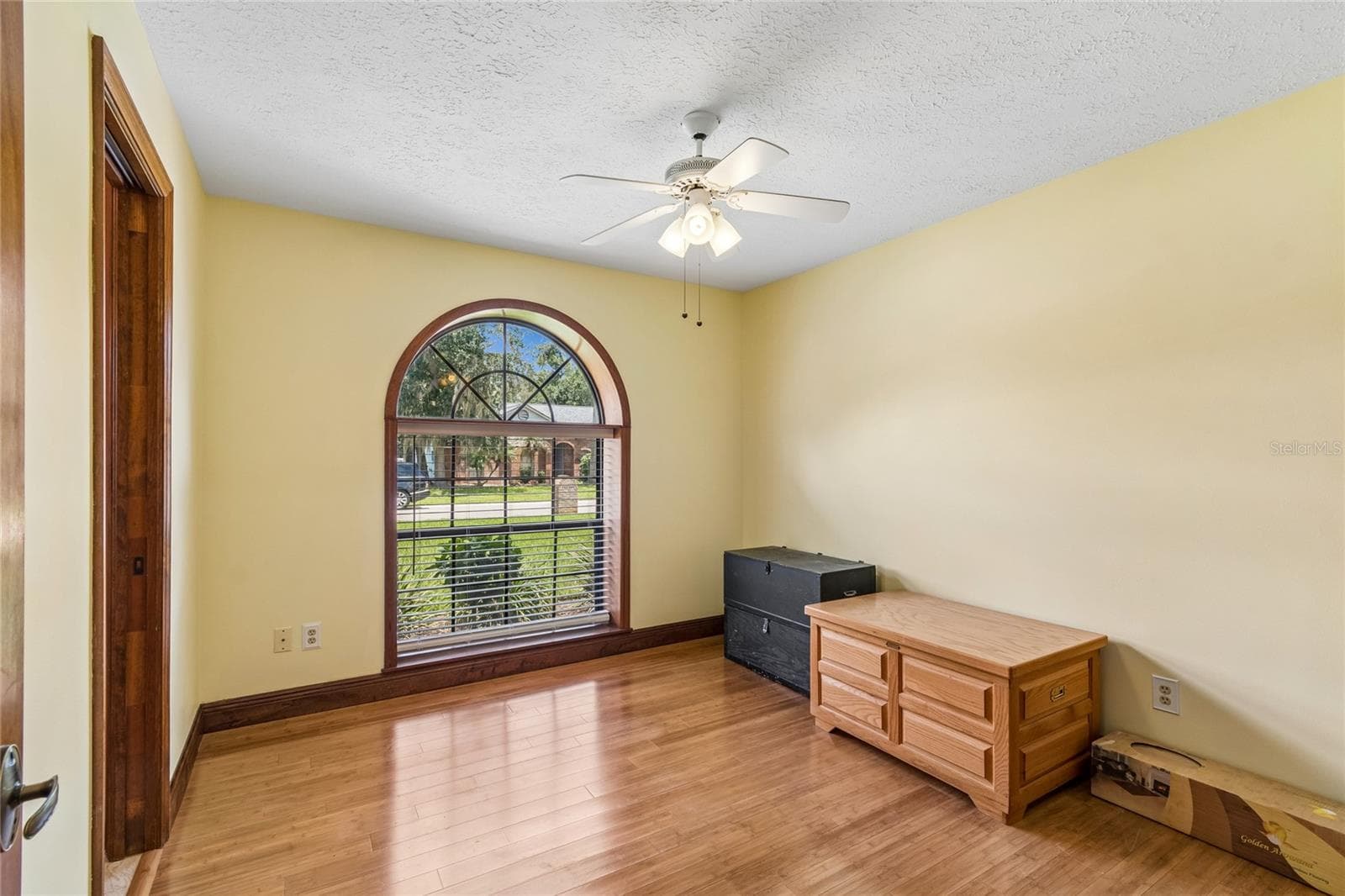 Single Family Residence at 3822 COLD CREEK DR, VALRICO, photo 48 of 75