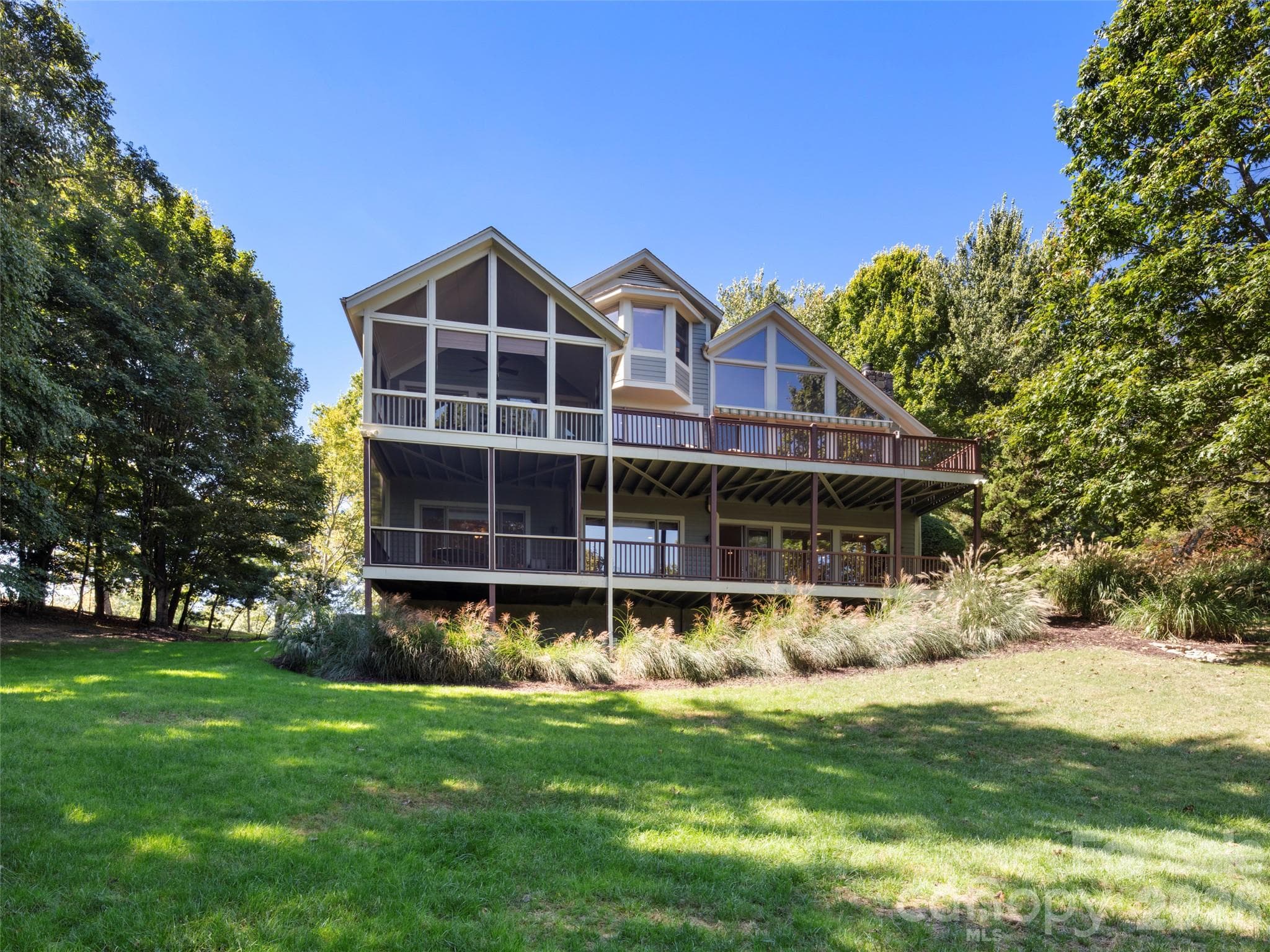 Single Family Residence at 1 Meadow Ridge Lane, Hendersonville, photo 38 of 38