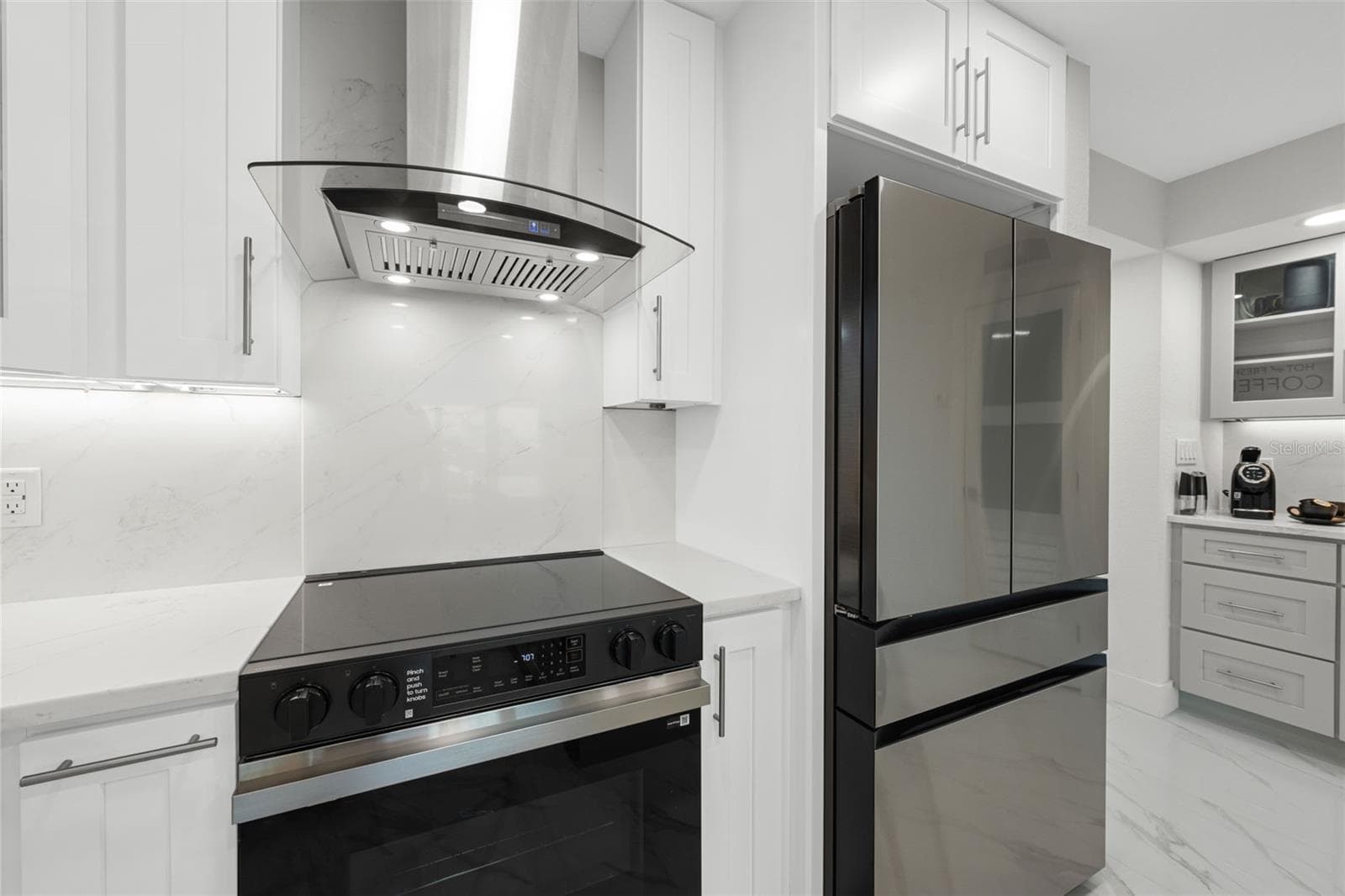 Condominium at 4900 BRITTANY DR S #405, ST PETERSBURG, photo 4 of 53