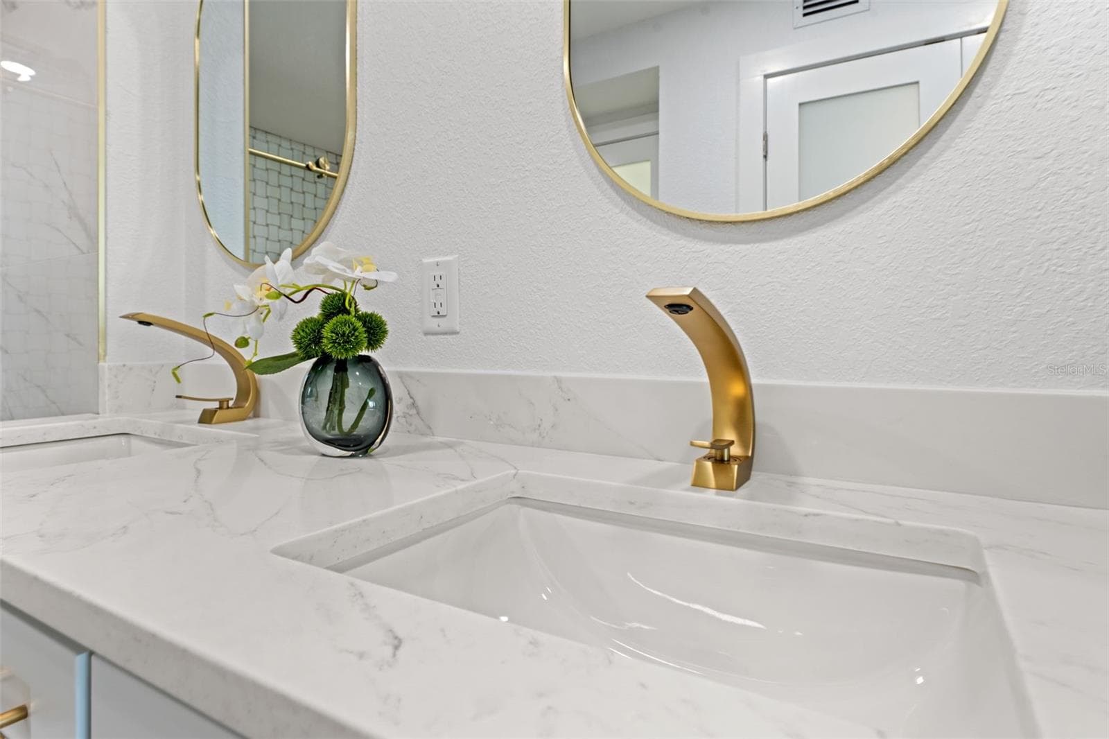Condominium at 4900 BRITTANY DR S #405, ST PETERSBURG, photo 23 of 53