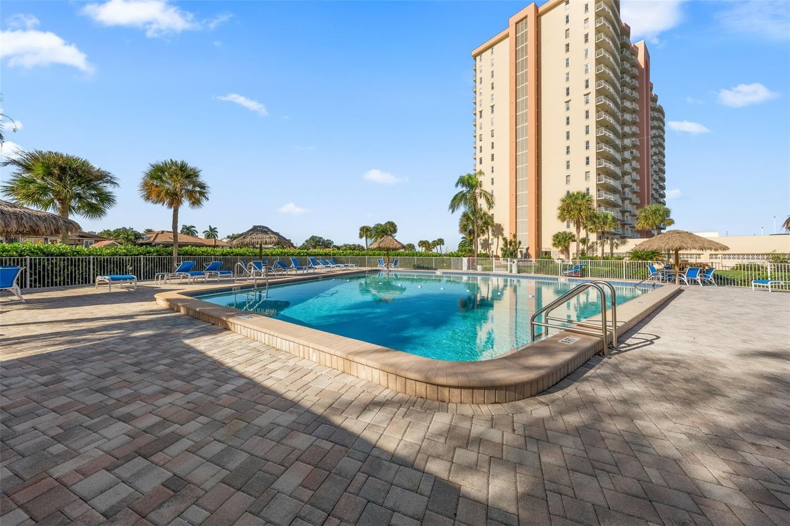Condominium at 4900 BRITTANY DR S #405, ST PETERSBURG, photo 41 of 53