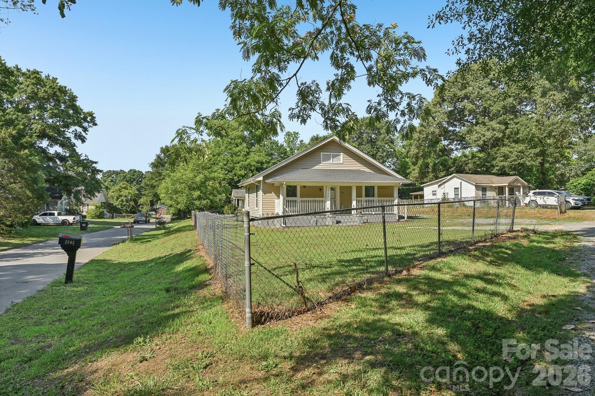 Single Family Residence at 2509 Gardner Street, Gastonia, photo 7 of 35