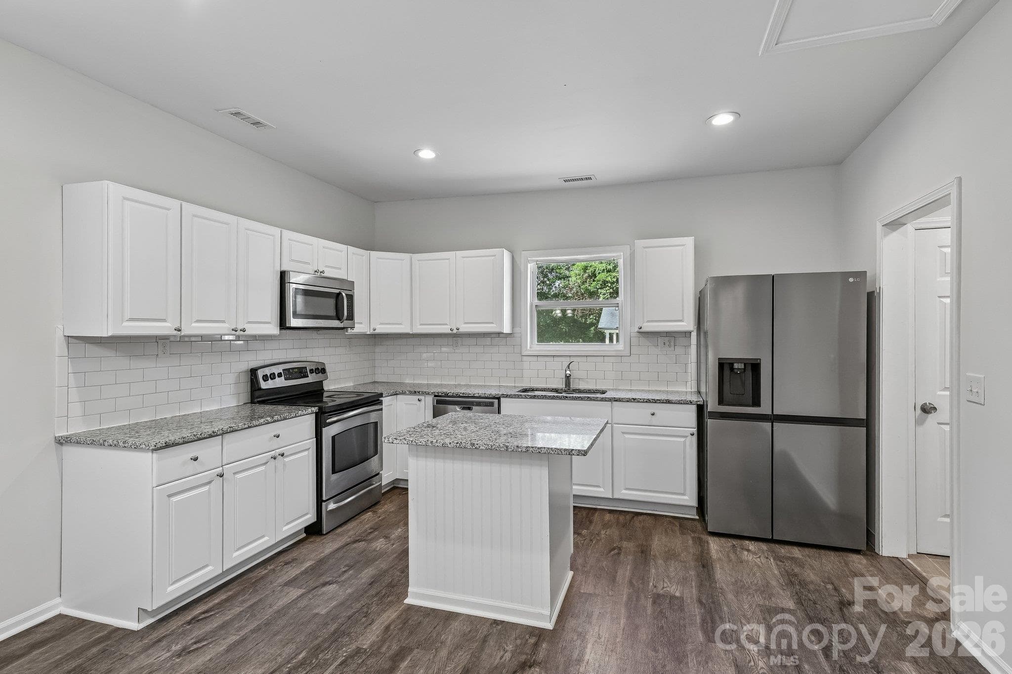 Single Family Residence at 2509 Gardner Street, Gastonia, photo 2 of 35