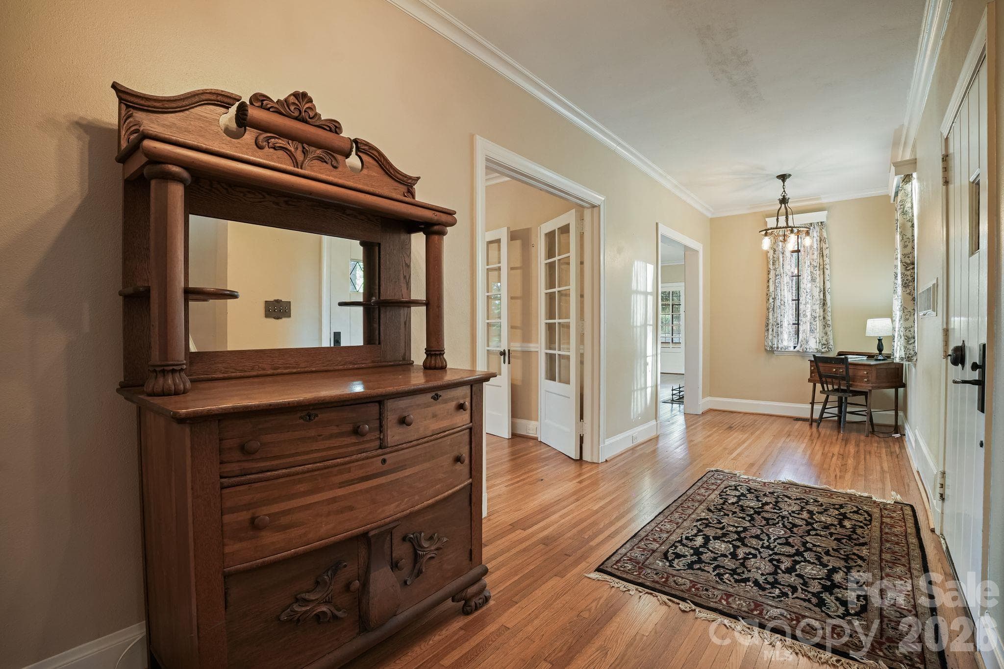 foyer - 1220 N Piedmont Avenue, Kings Mountain